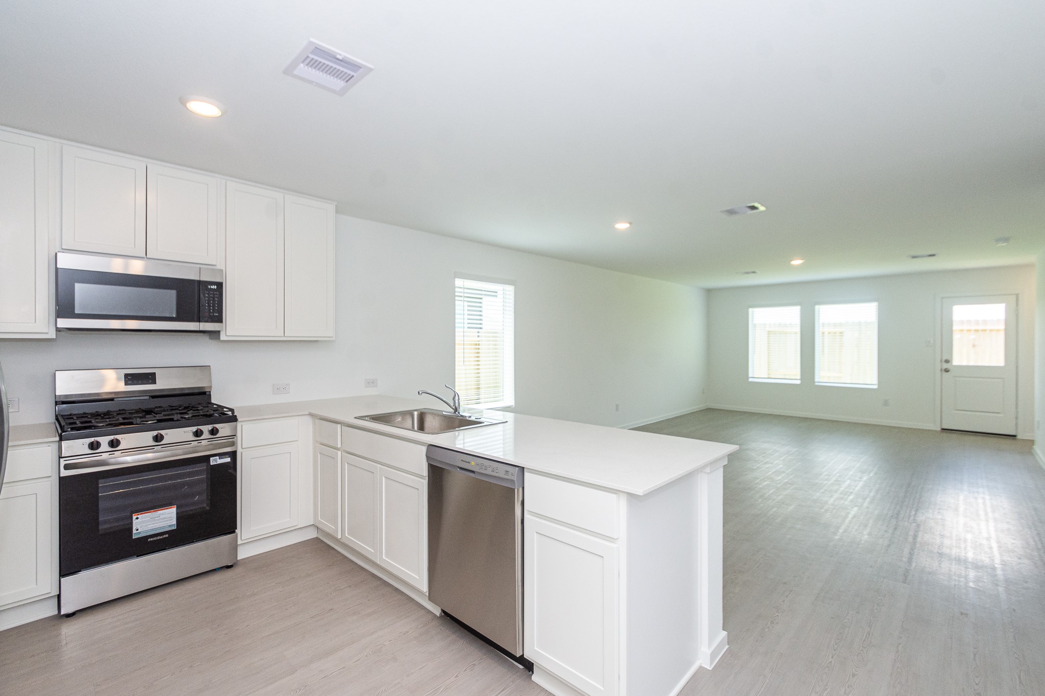 12819 Ivy Creek Ct Property Photo 7