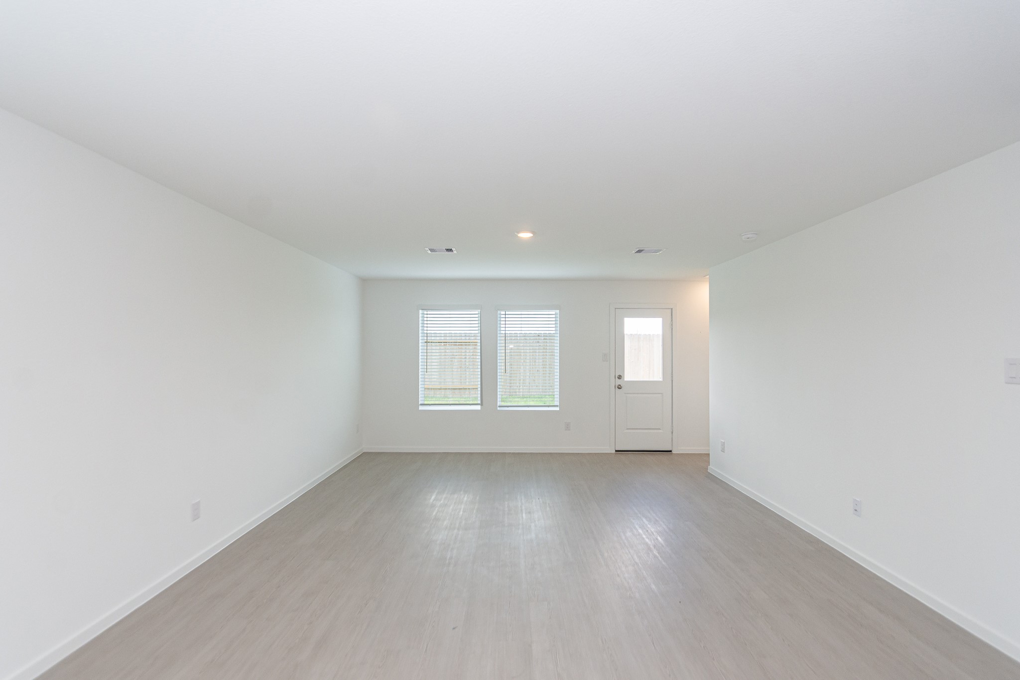 12819 Ivy Creek Ct Property Photo 9