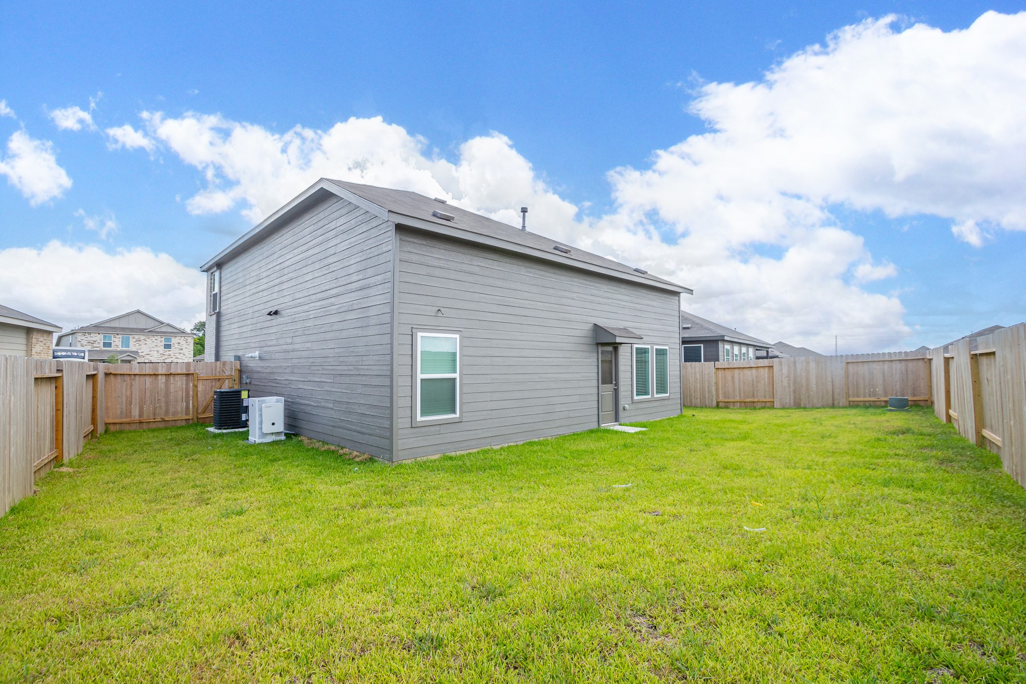 12819 Ivy Creek Ct Property Photo 26