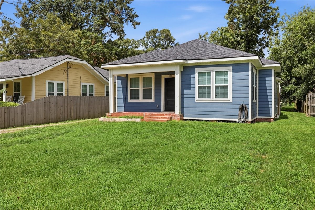 6657 Washington Street Property Photo 3
