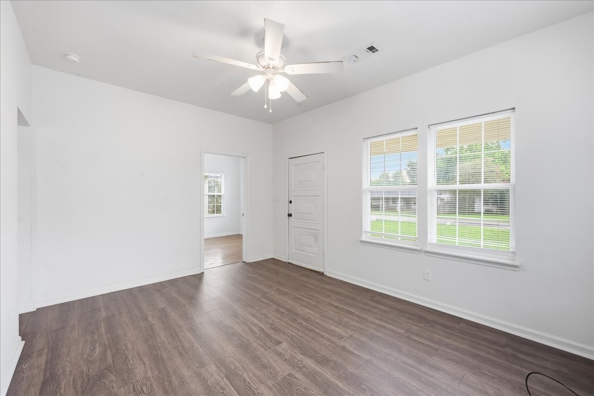 6657 Washington Street Property Photo 6