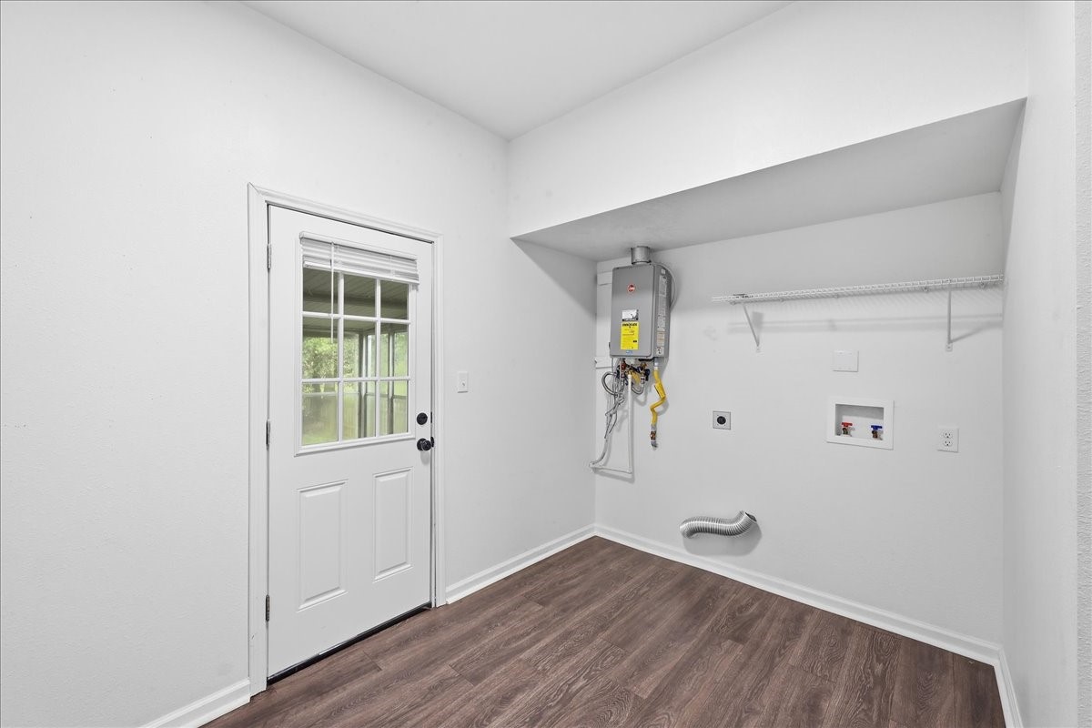 6657 Washington Street Property Photo 12