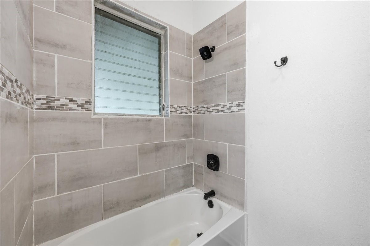 6657 Washington Street Property Photo 19