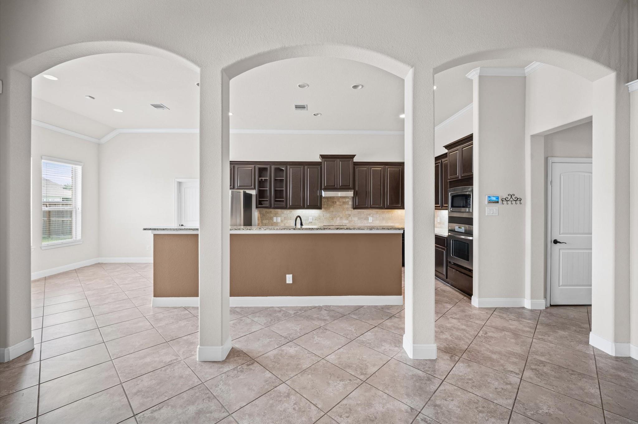 26218 Rustic Woods Lane Property Photo 9
