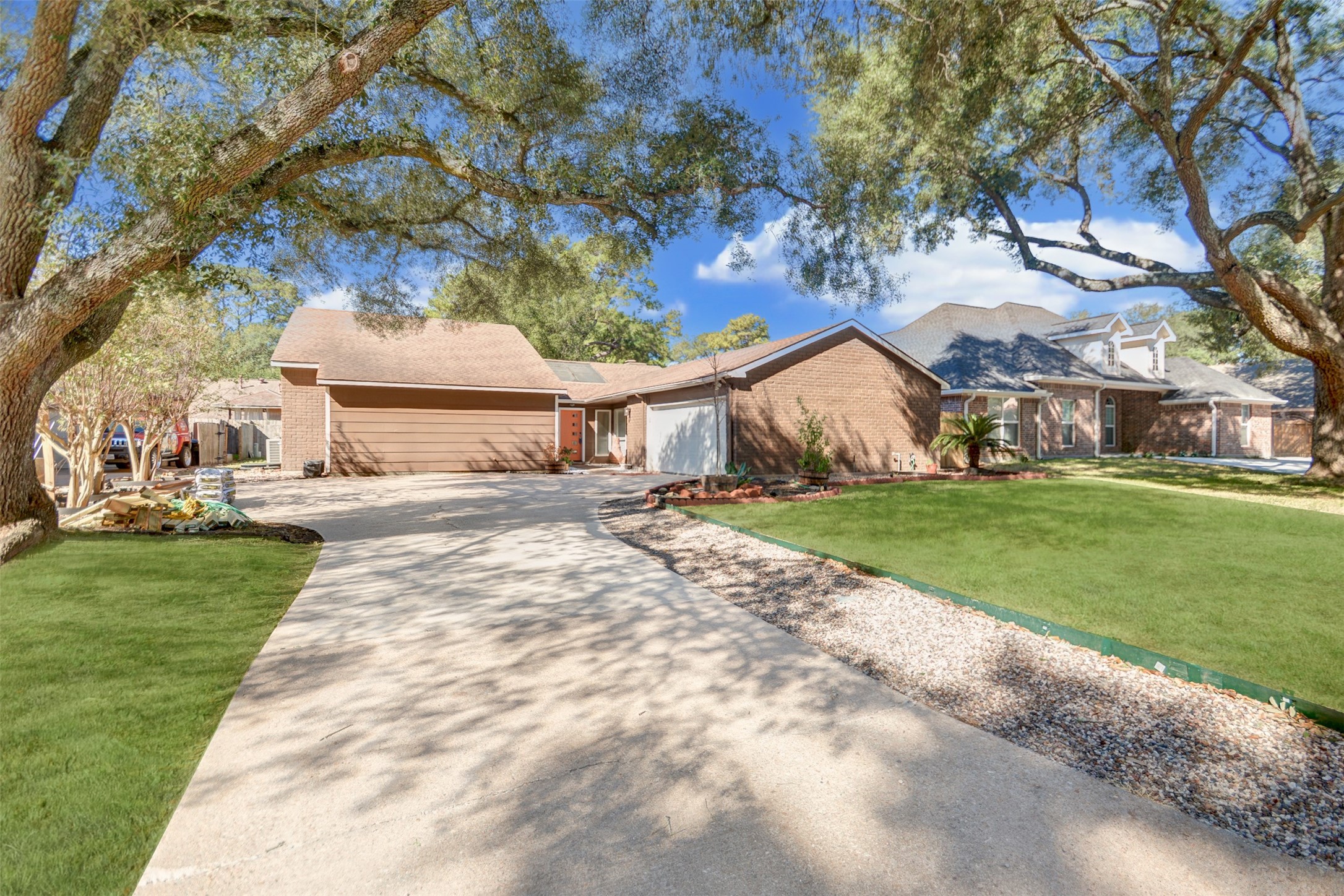 8115 Ivan Reid Drive Property Photo