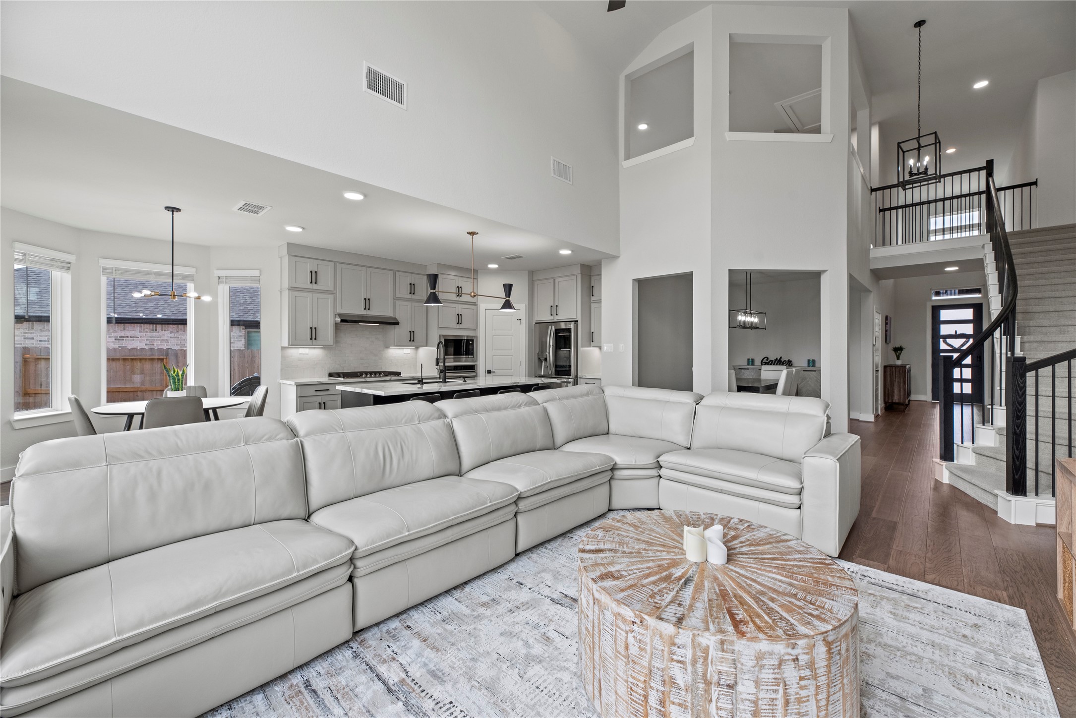 30155 Gold Finch Place Property Photo 9