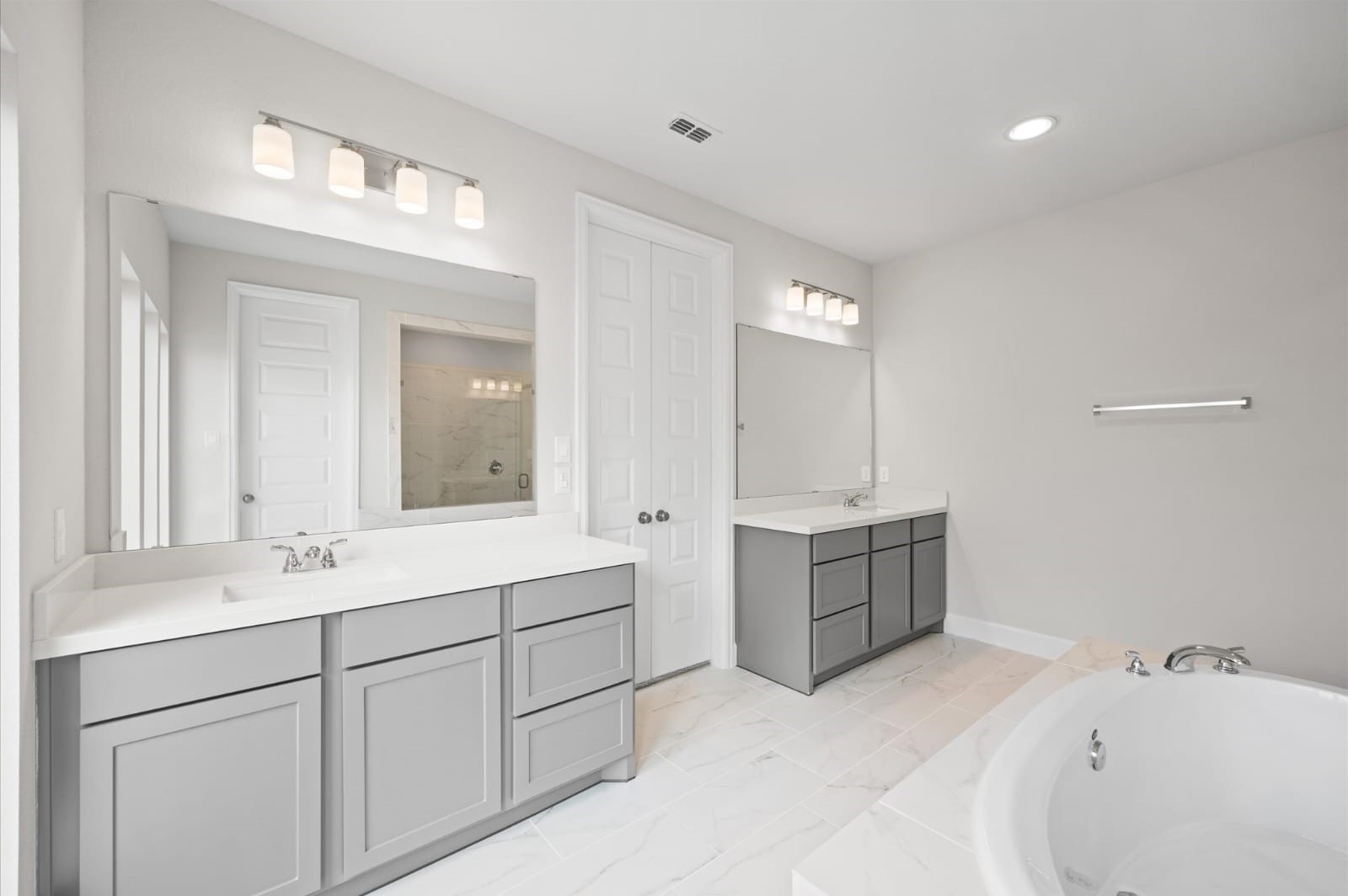 21108 Palm Arbor Drive Property Photo 9