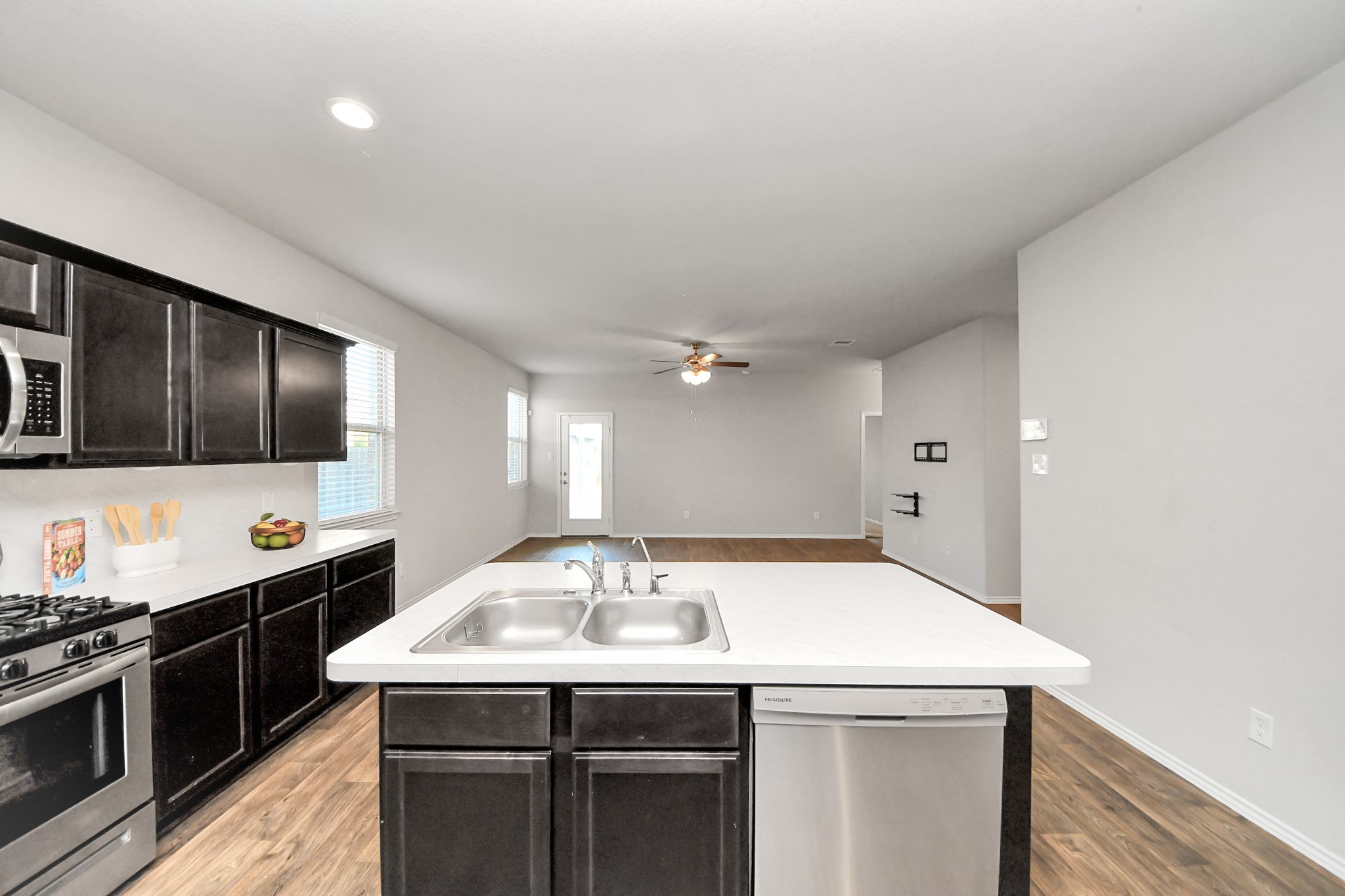 21234 Bellaria Summit Trace Property Photo 8