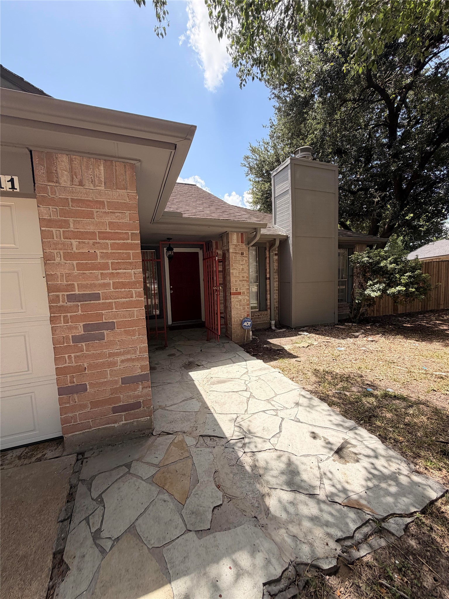 7111 Feather Creek Drive Property Photo 2