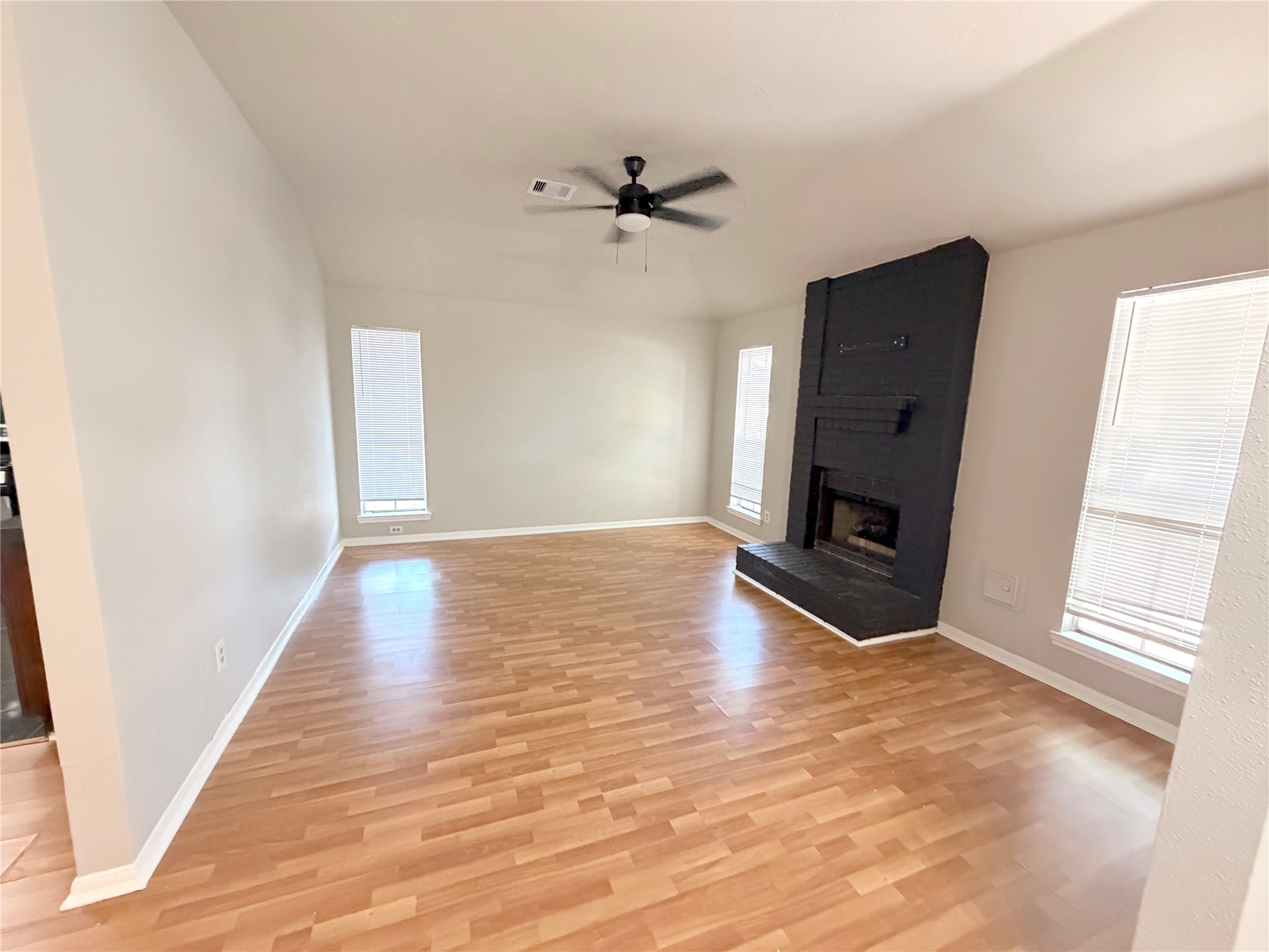 7111 Feather Creek Drive Property Photo 3