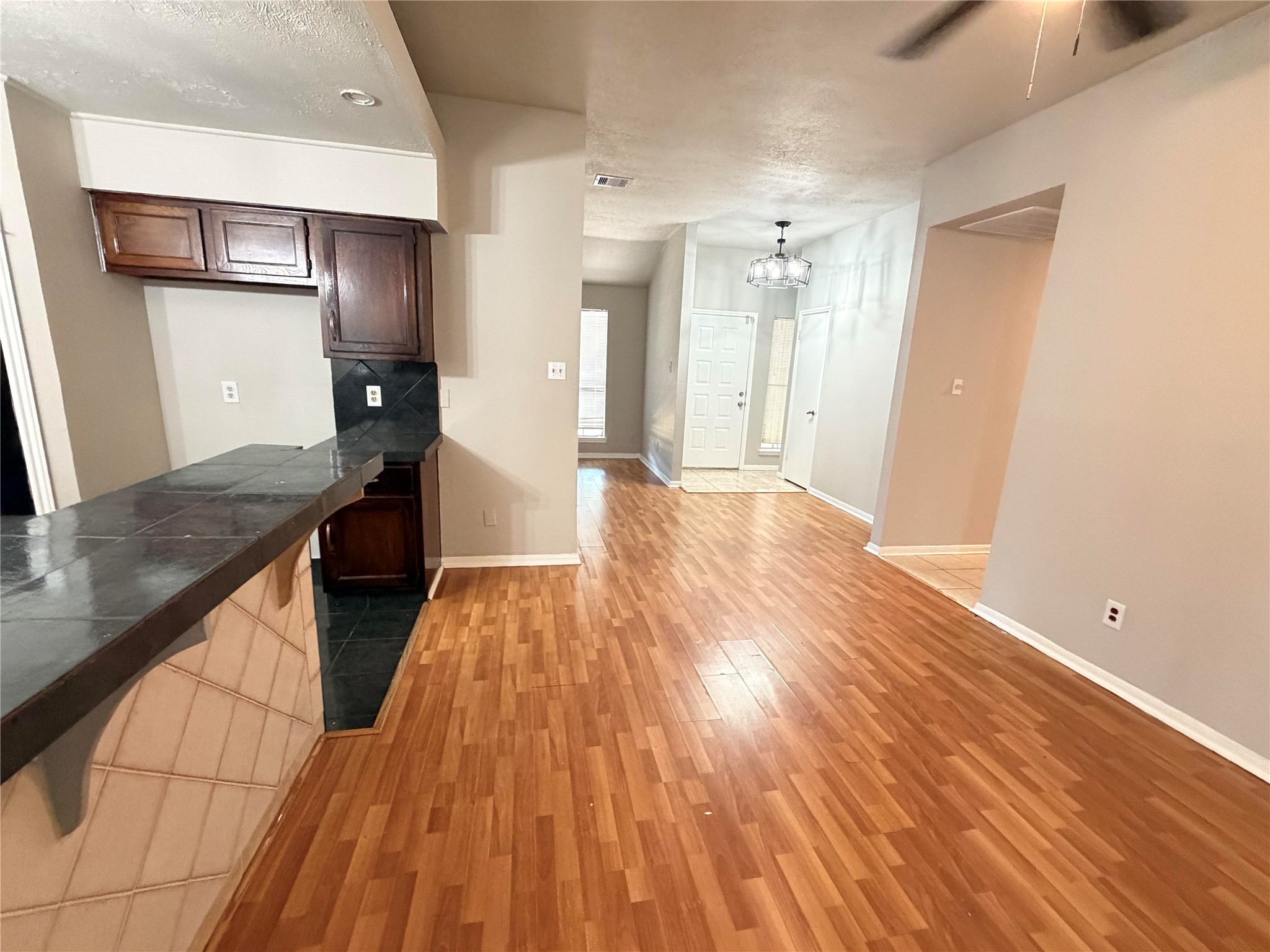 7111 Feather Creek Drive Property Photo 8