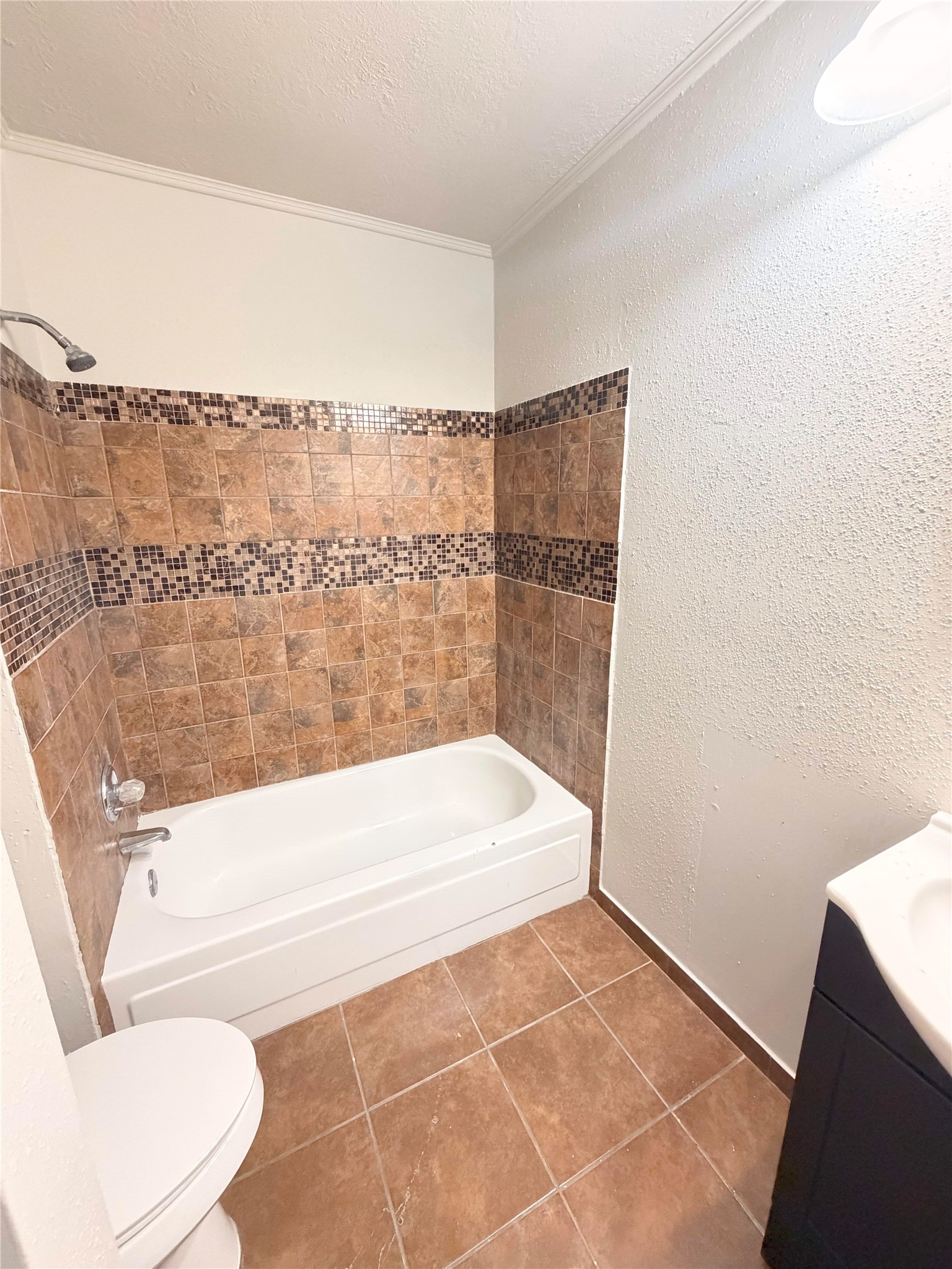 7111 Feather Creek Drive Property Photo 11