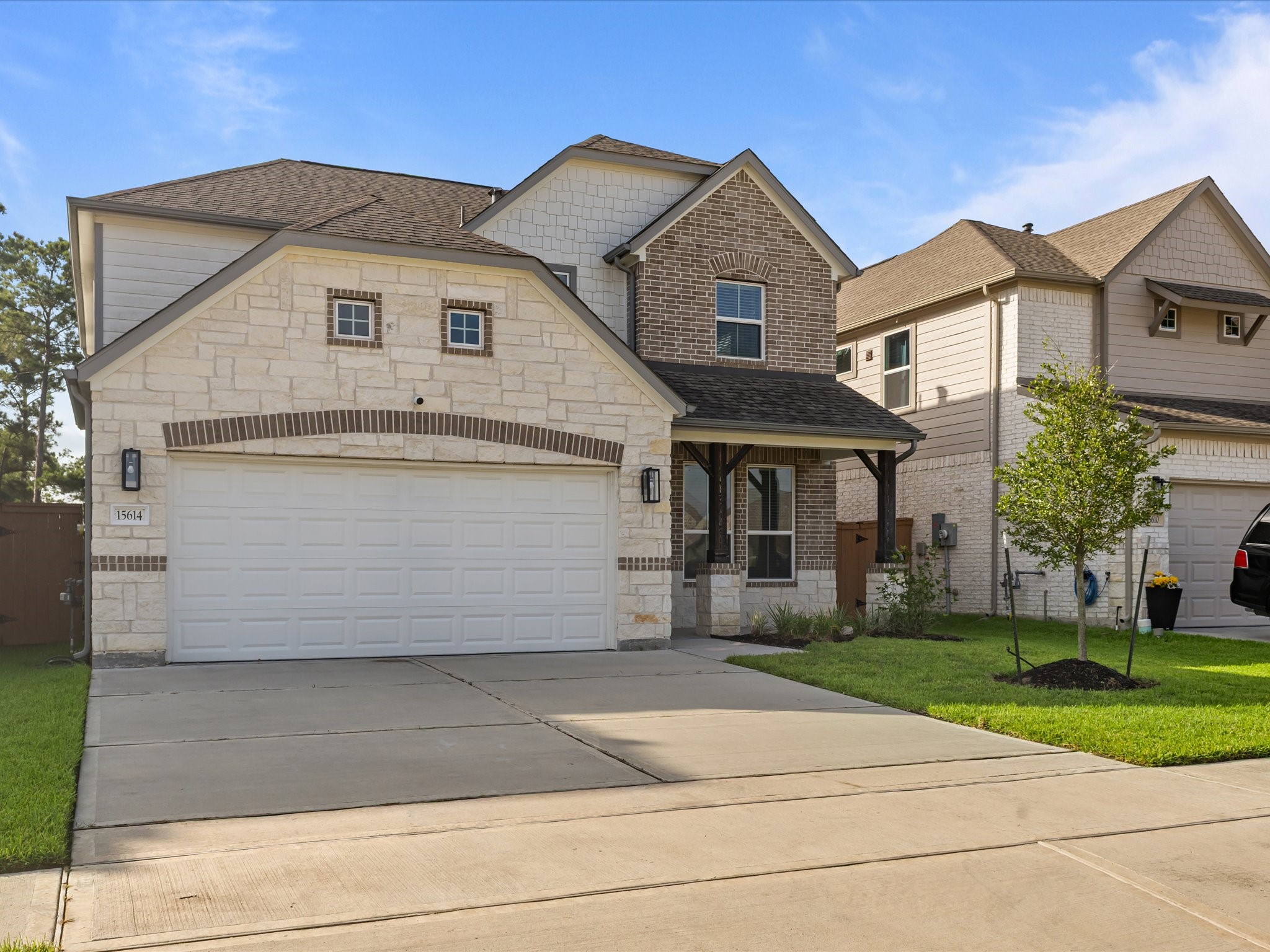 15614 Countesswells Drive Property Photo 2