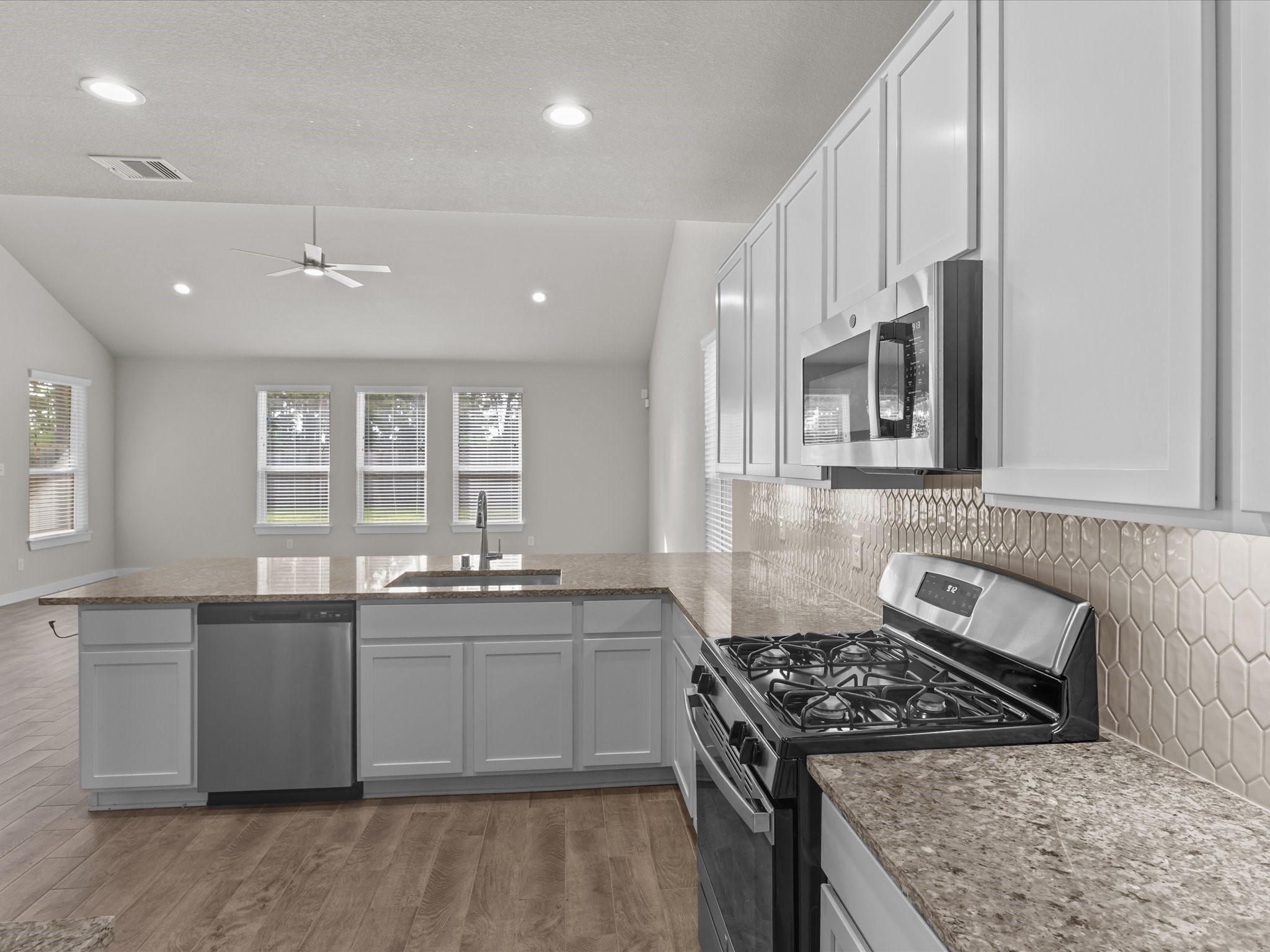 15614 Countesswells Drive Property Photo 13