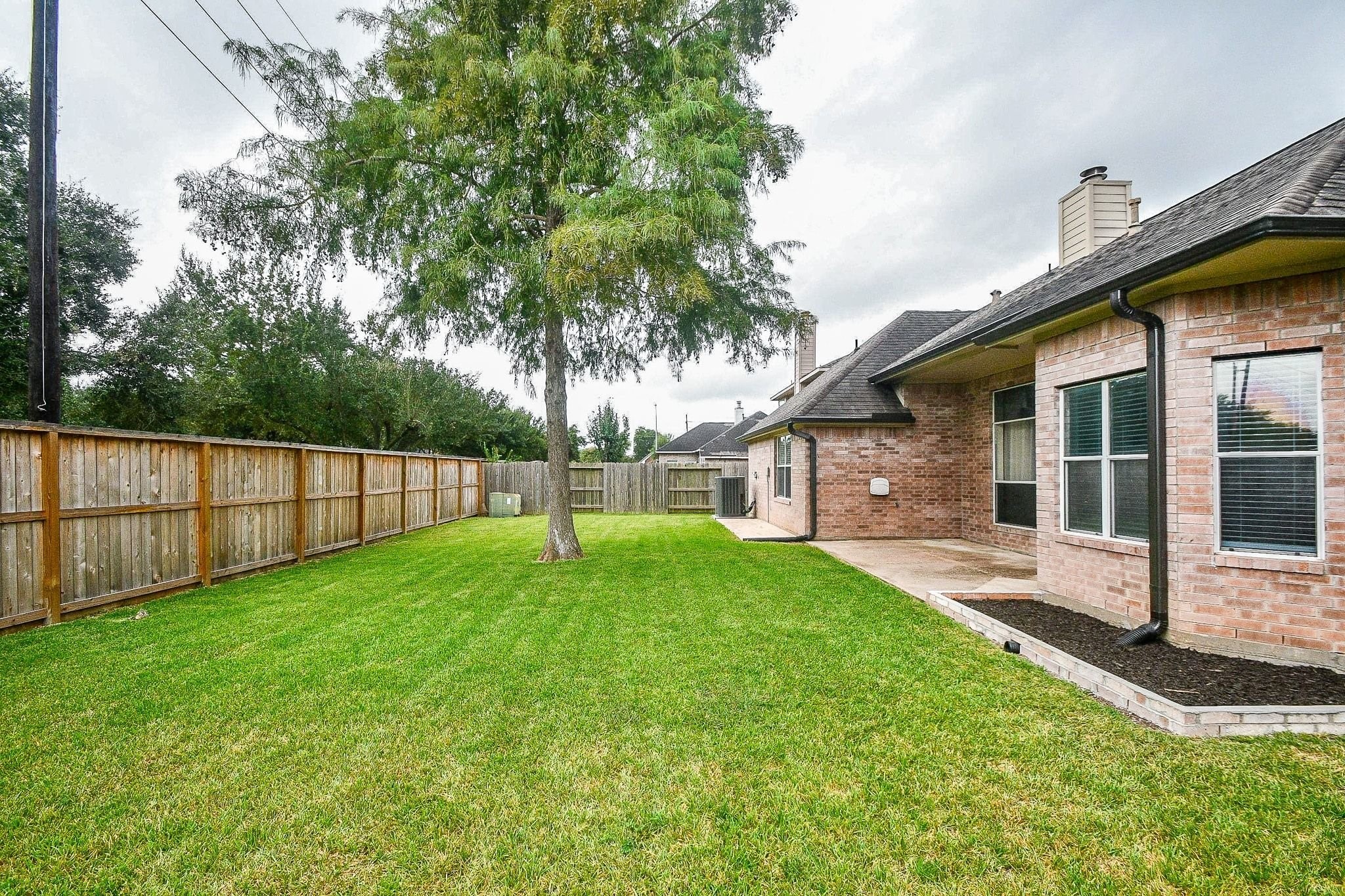 6811 Shelby Oaks Drive Property Photo 5