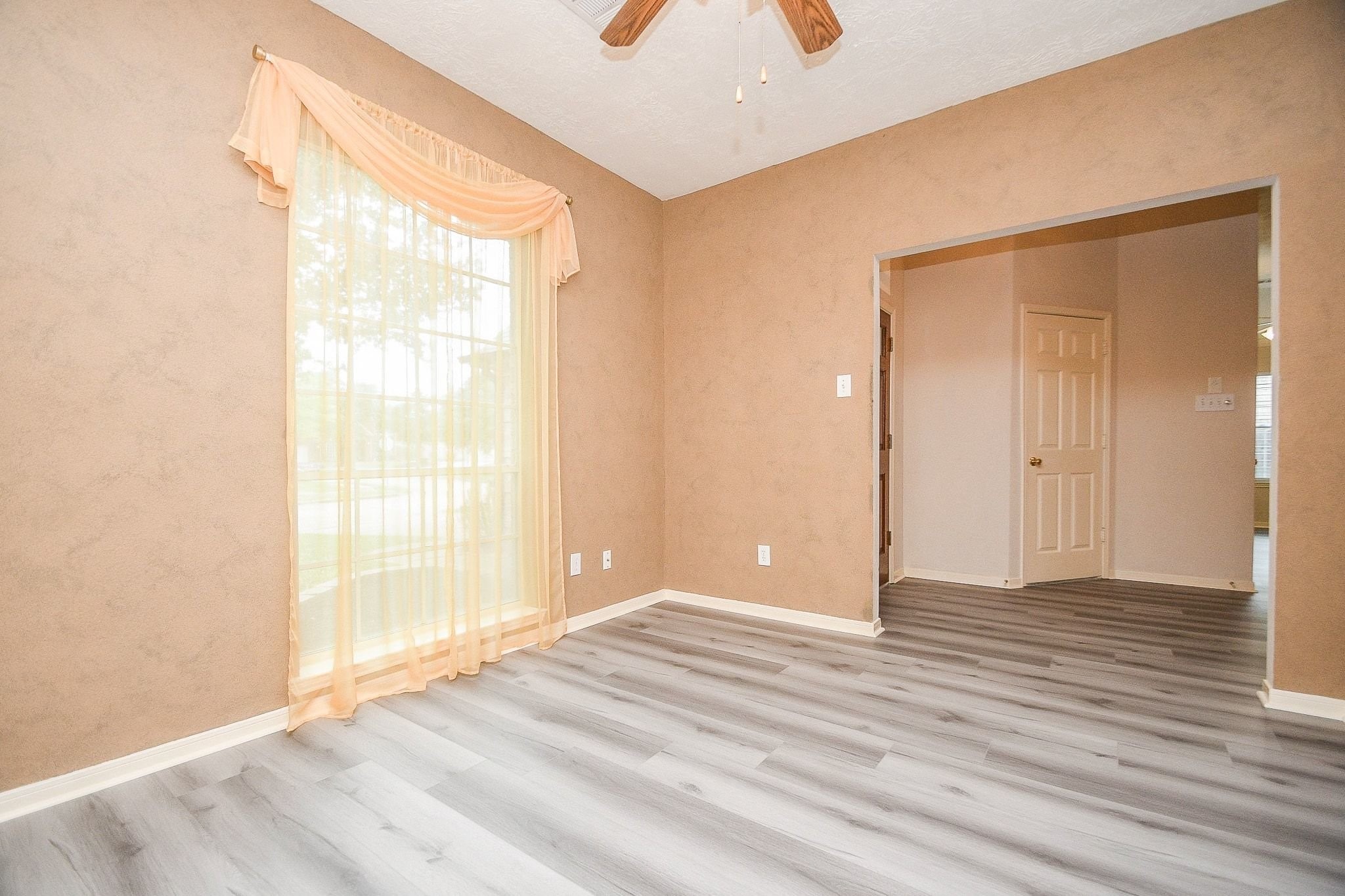6811 Shelby Oaks Drive Property Photo 13