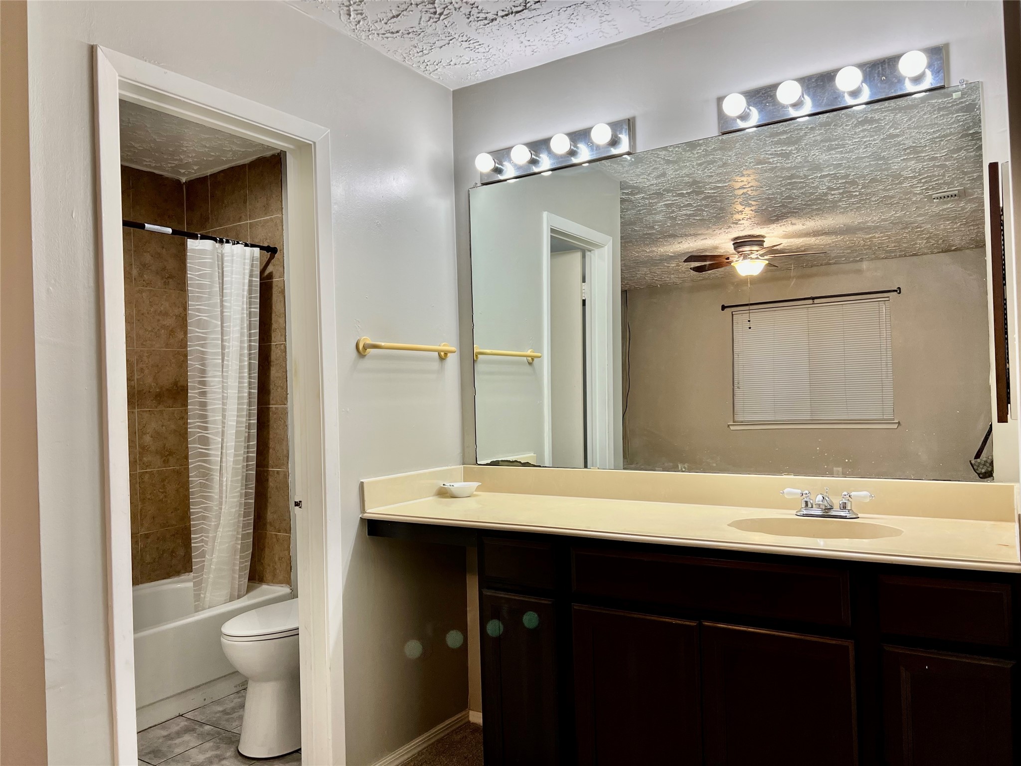 15950 Manfield Drive Property Photo 13