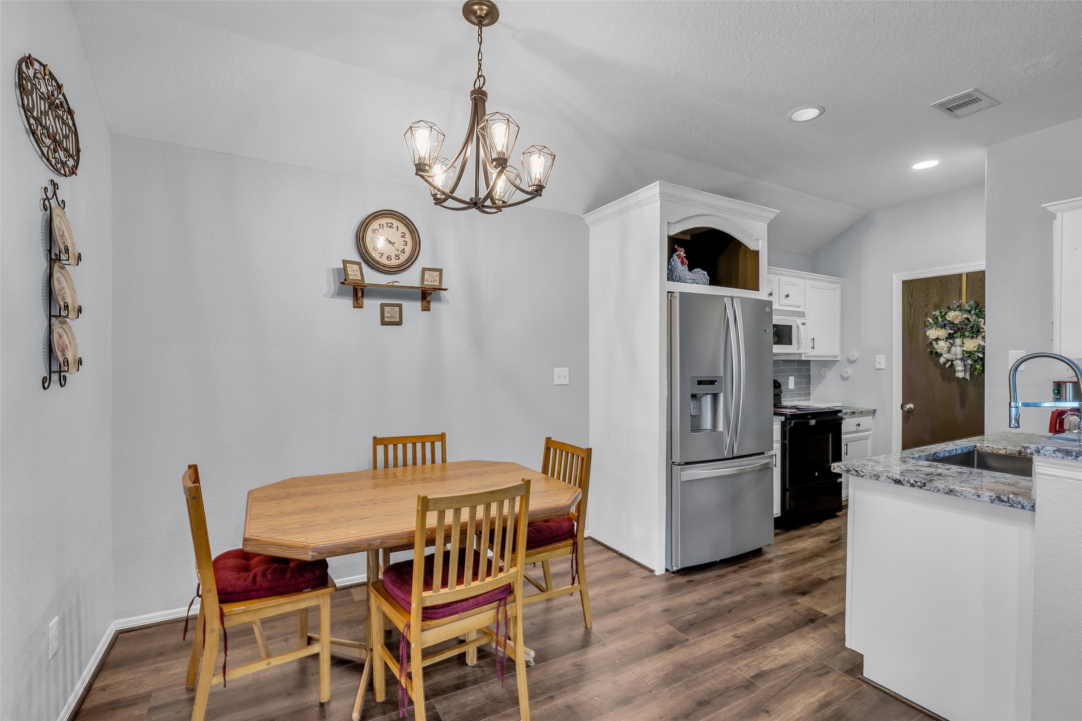 242 Sunset Path N Property Photo 15