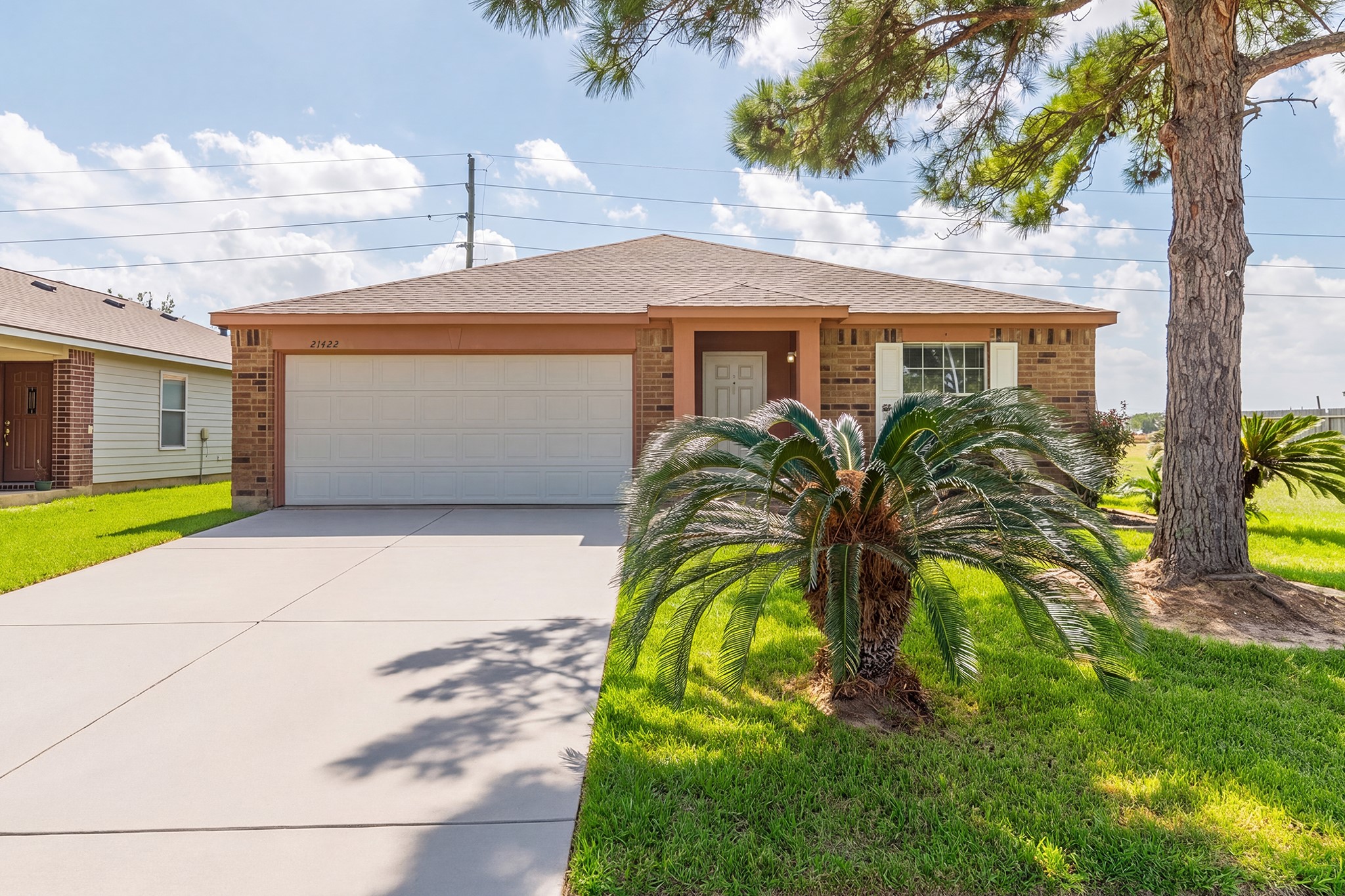 21422 Sunrise Brook Lane Property Photo 4