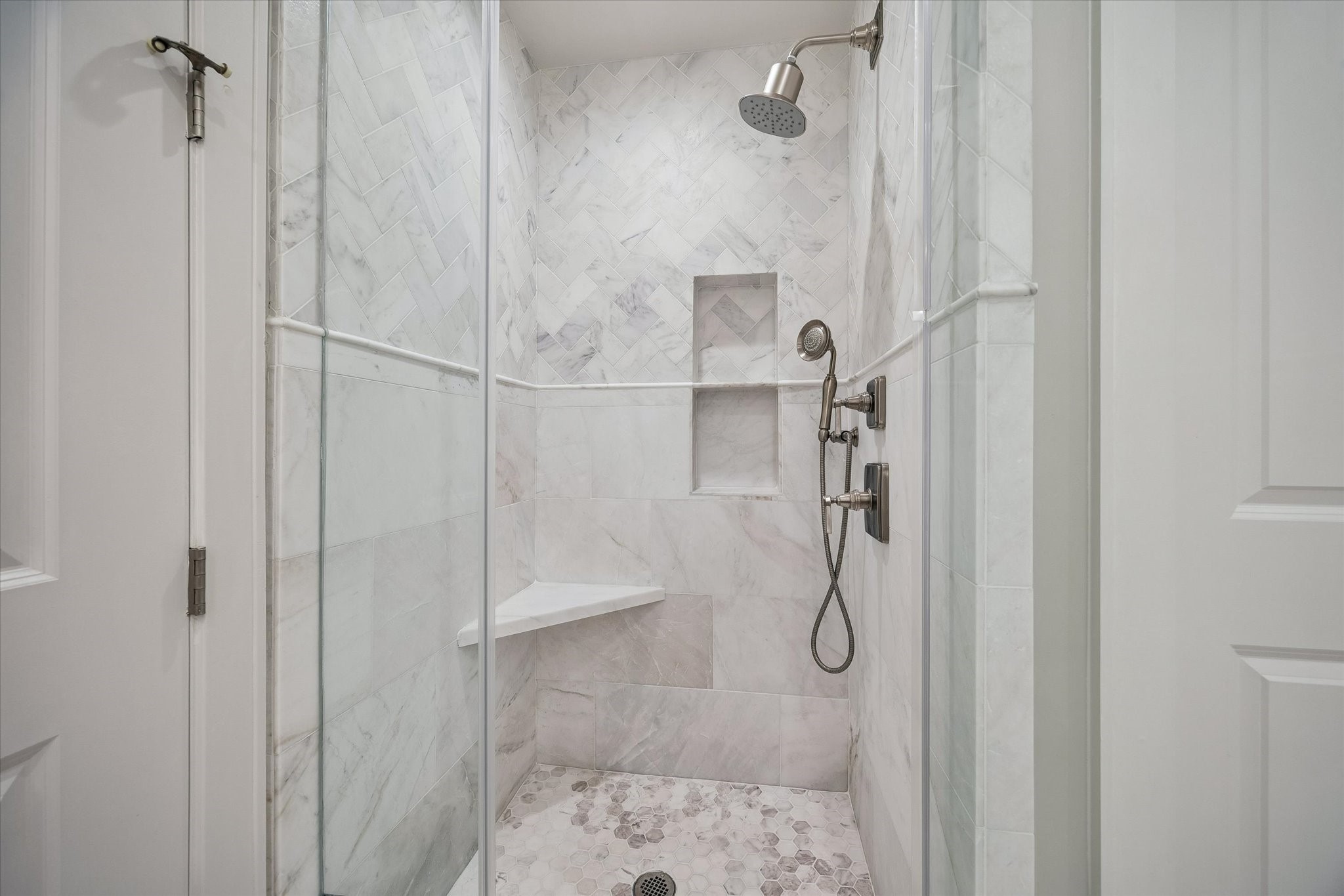 2047 Westcreek Lane 603 Property Photo 17