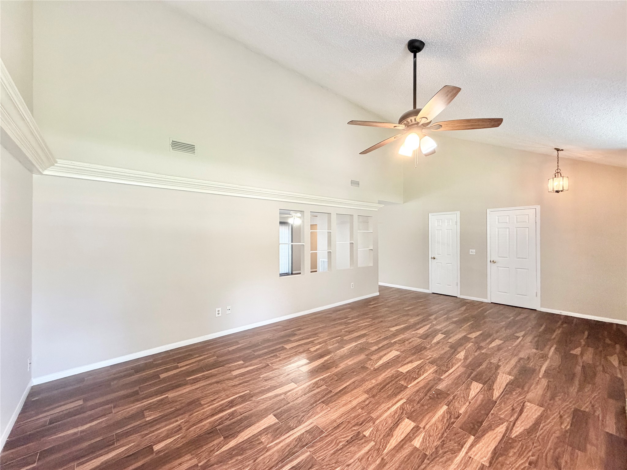 11223 Willow Field Drive Property Photo 6