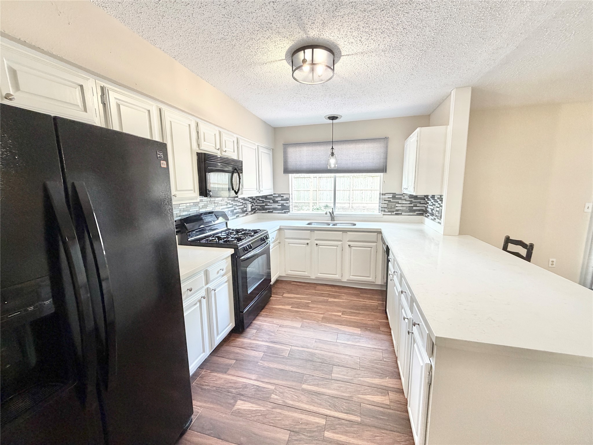 11223 Willow Field Drive Property Photo 10