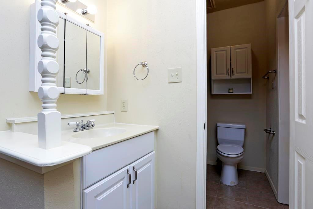 9009 Richmond Avenue 110 Property Photo 11