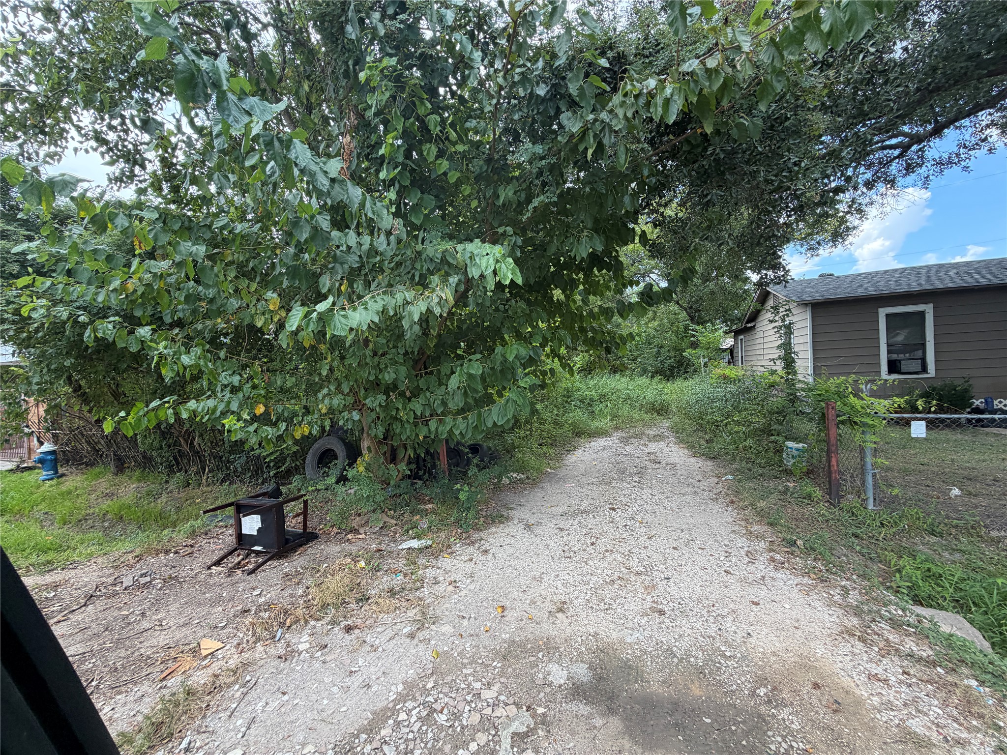 12009 Anchick Street Property Photo 6