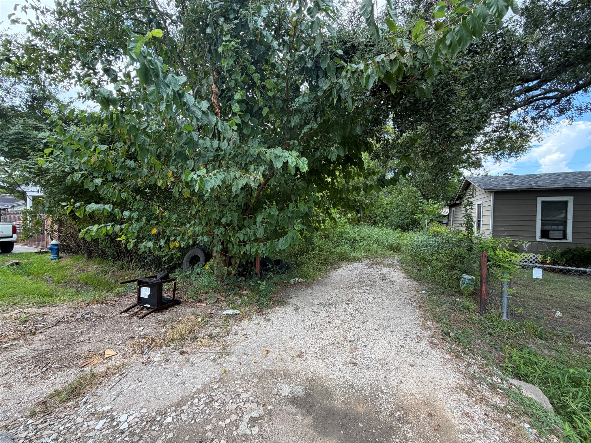 12009 Anchick Street Property Photo 8