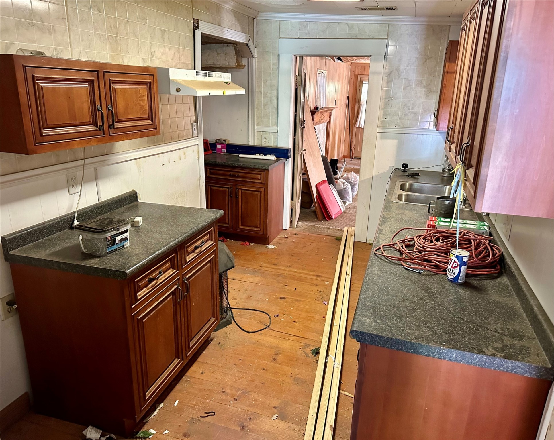 156 Hilldale Drive Property Photo 4