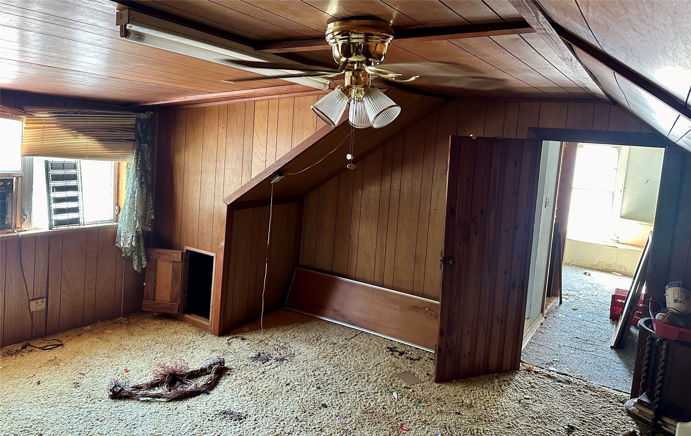 156 Hilldale Drive Property Photo 8