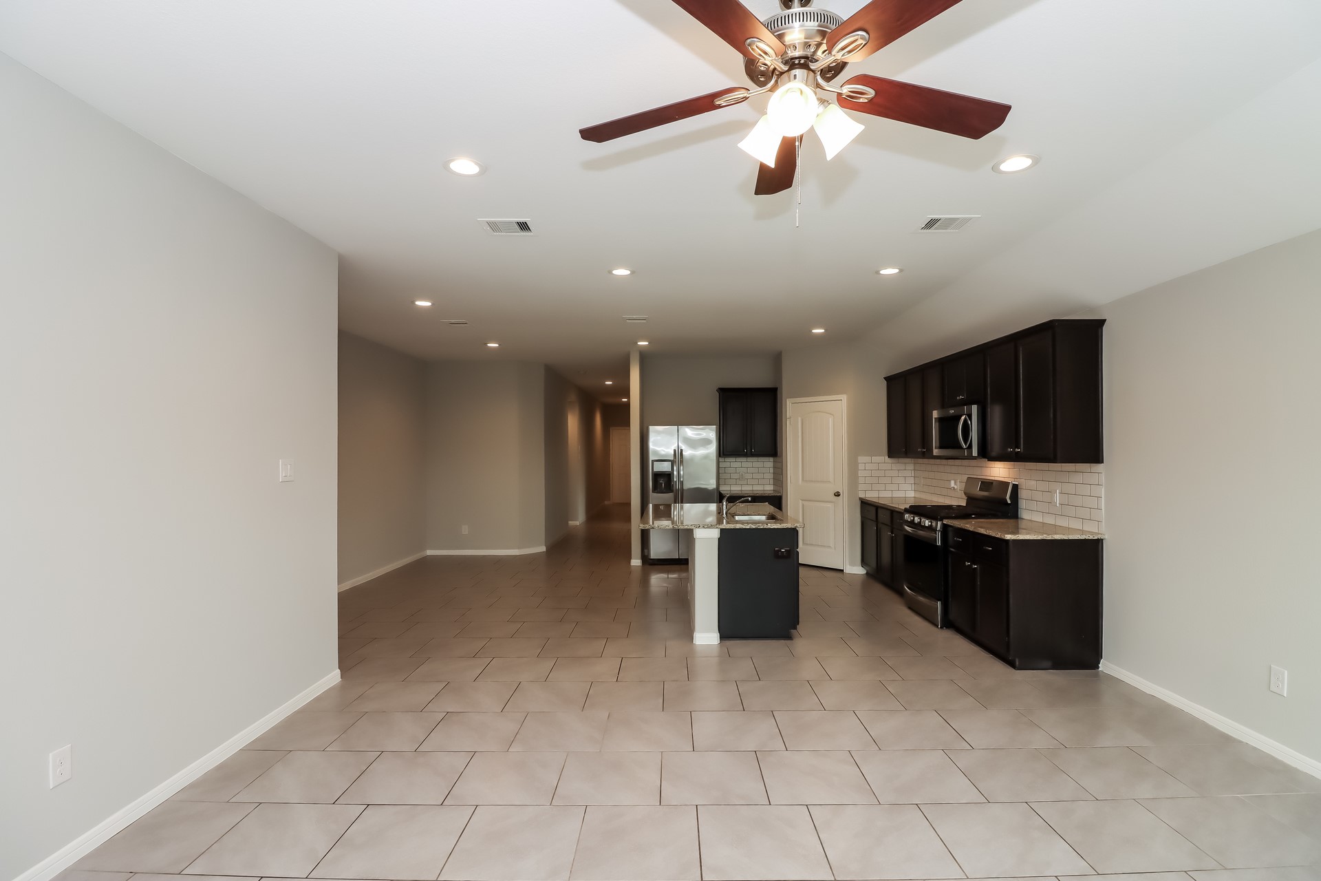 3003 Veeder Pass Lane Property Photo 4
