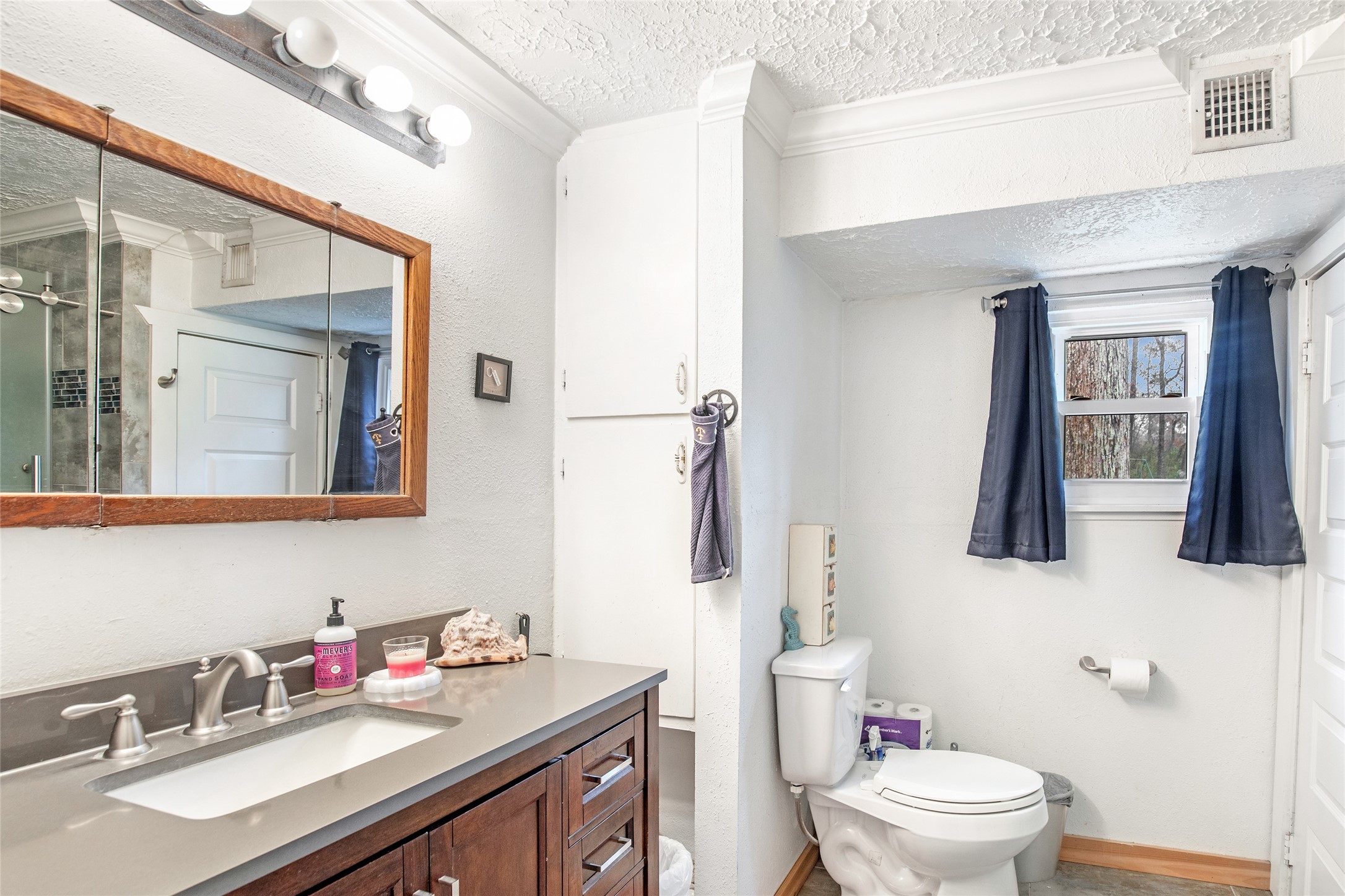 25734 Water Ridge Drive Property Photo 23