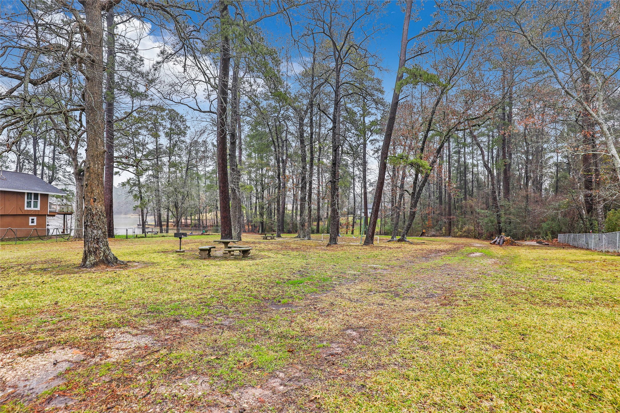 25734 Water Ridge Drive Property Photo 27