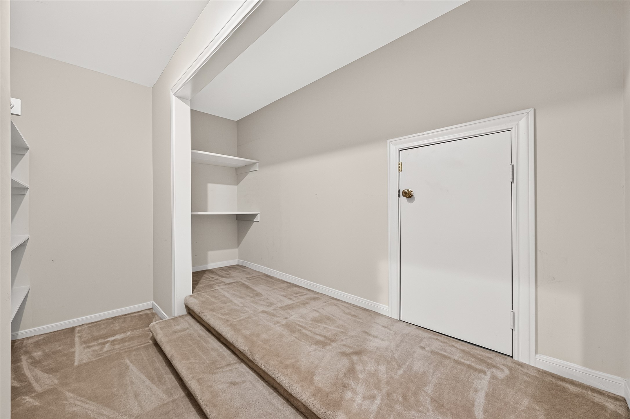 919 Ivy Parkway Drive Property Photo 45
