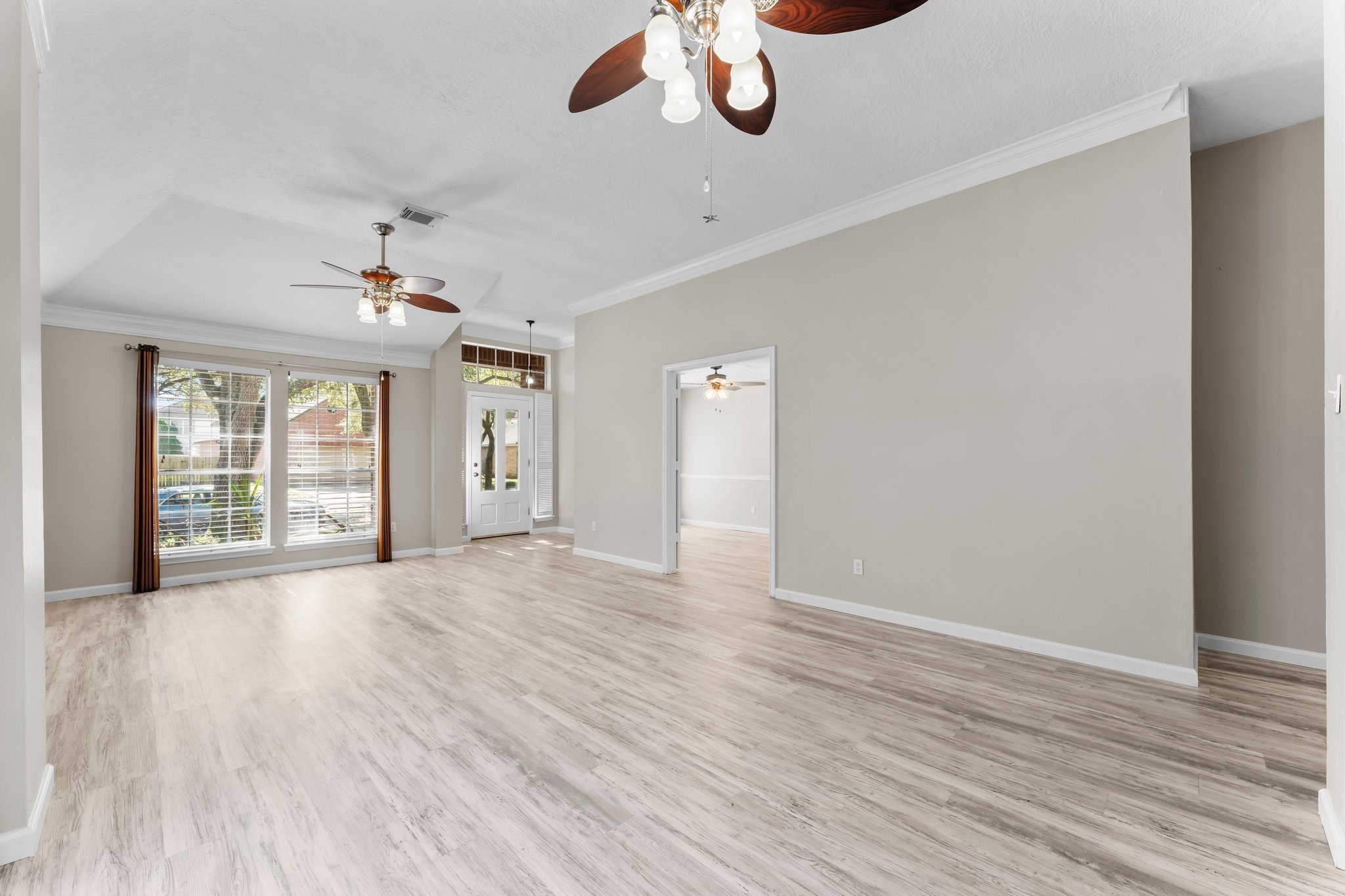 4707 Stoney Point Court Property Photo 3