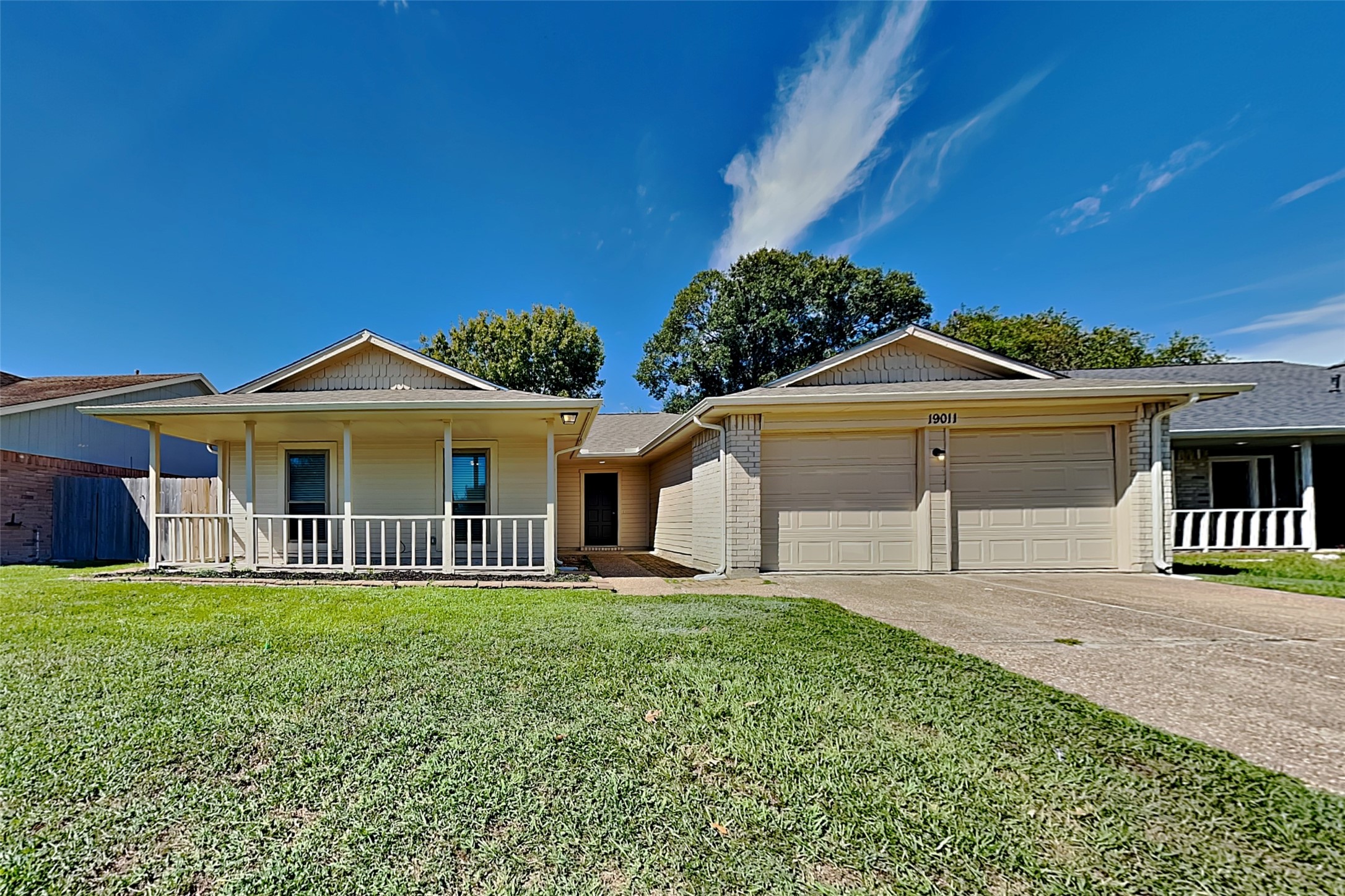 19011 Keyturn Lane Property Photo 1