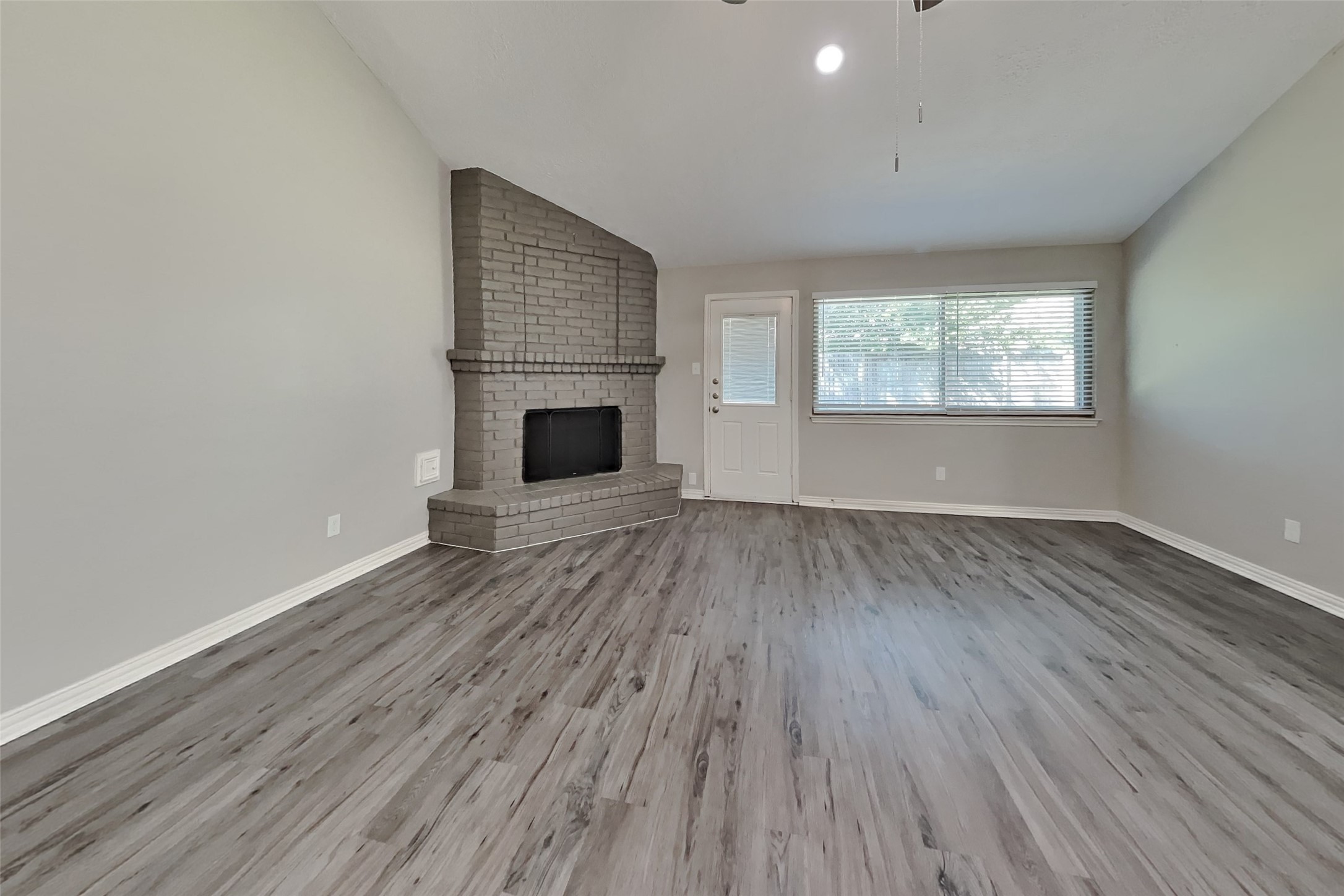 19011 Keyturn Lane Property Photo 2
