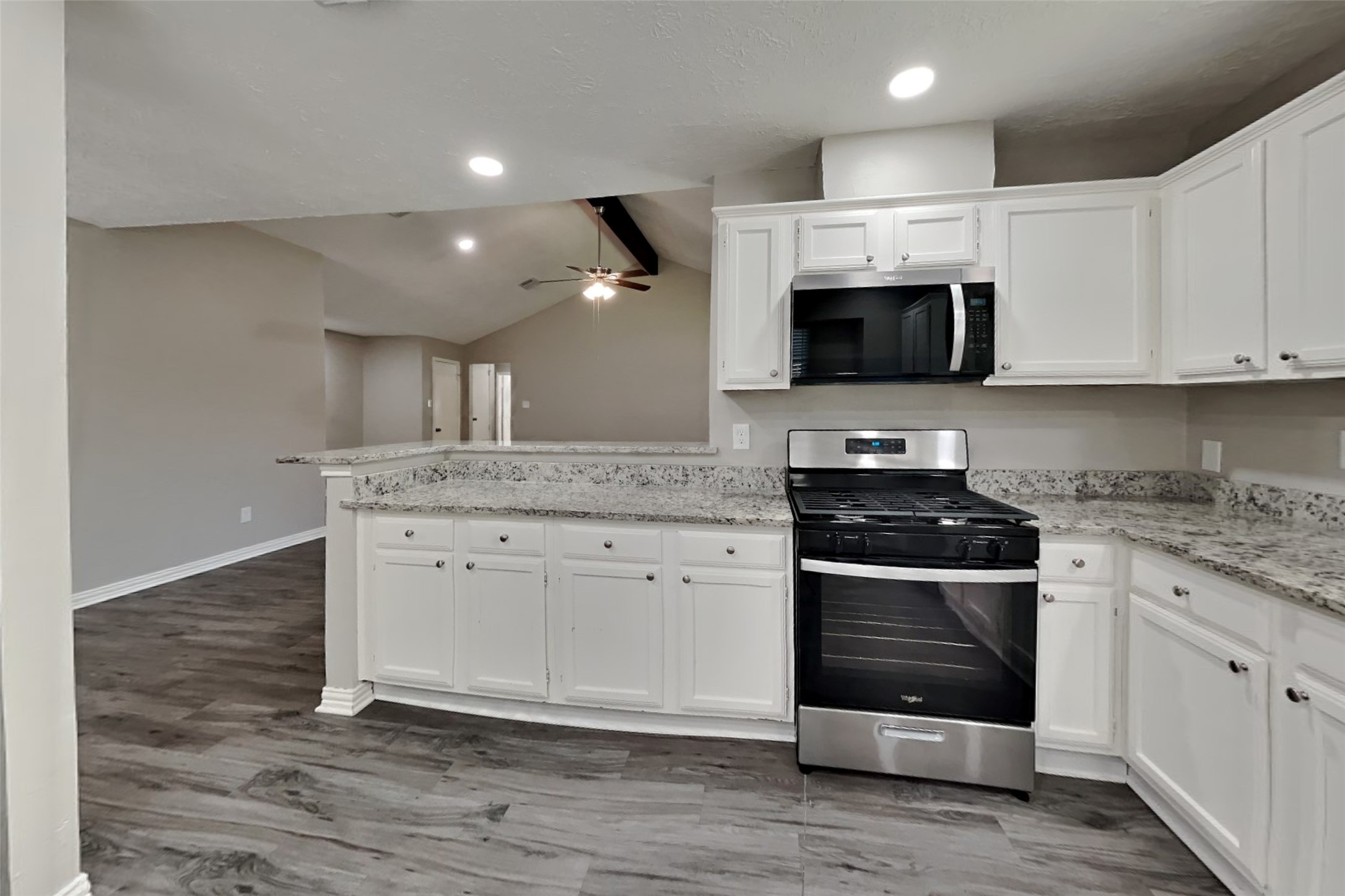 19011 Keyturn Lane Property Photo 6