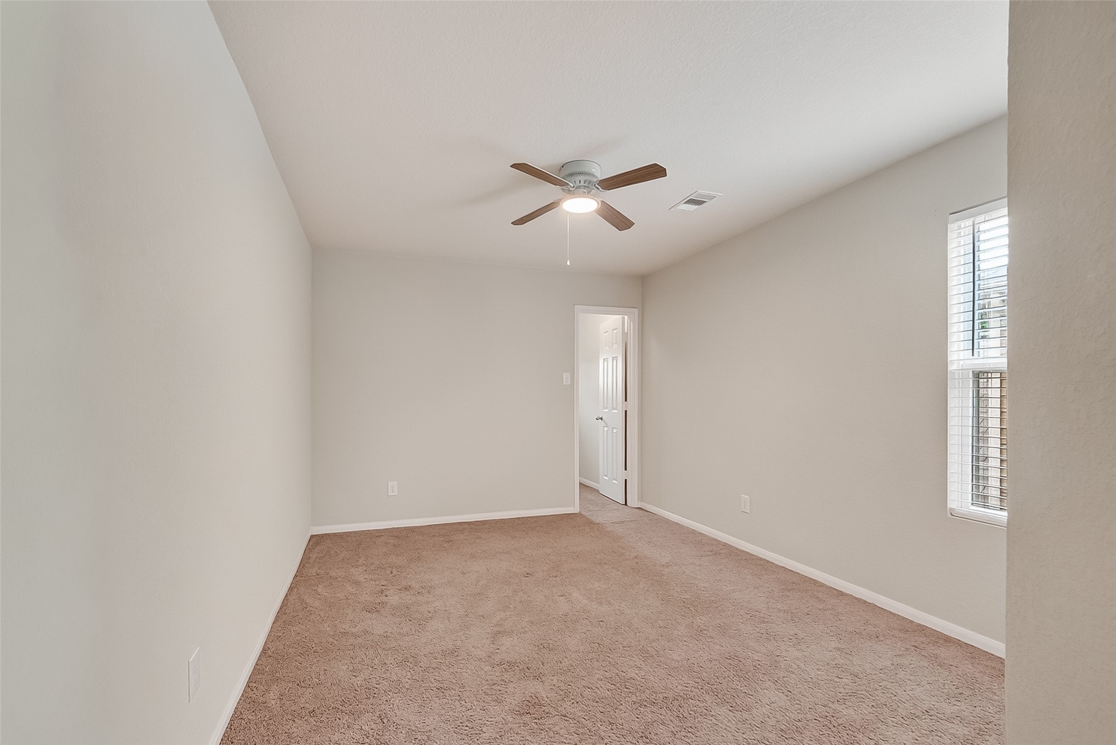 8134 Pastel Dawn Trace Trace Property Photo 32