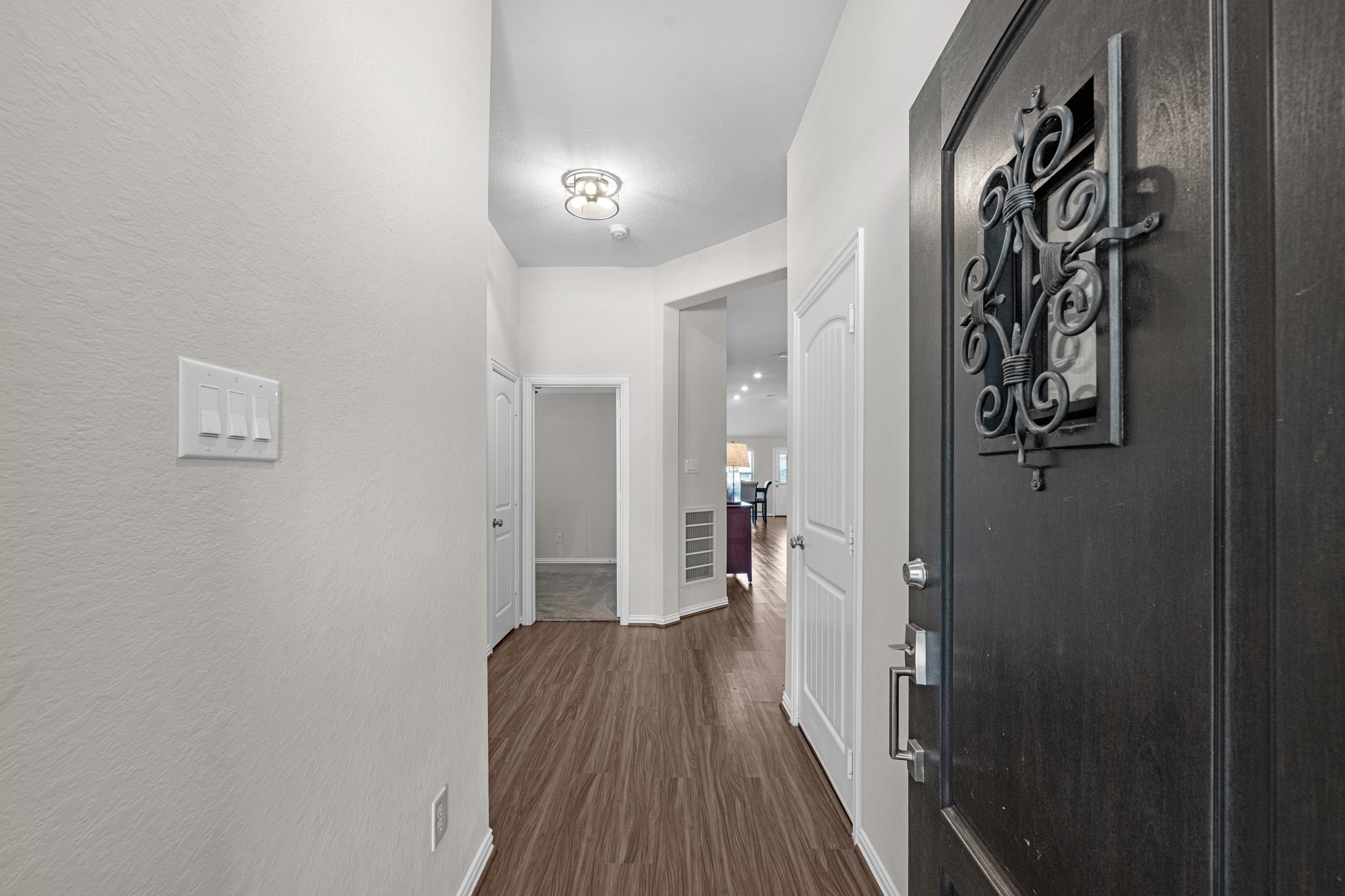 24235 Gold Cheyenne Way Property Photo 6