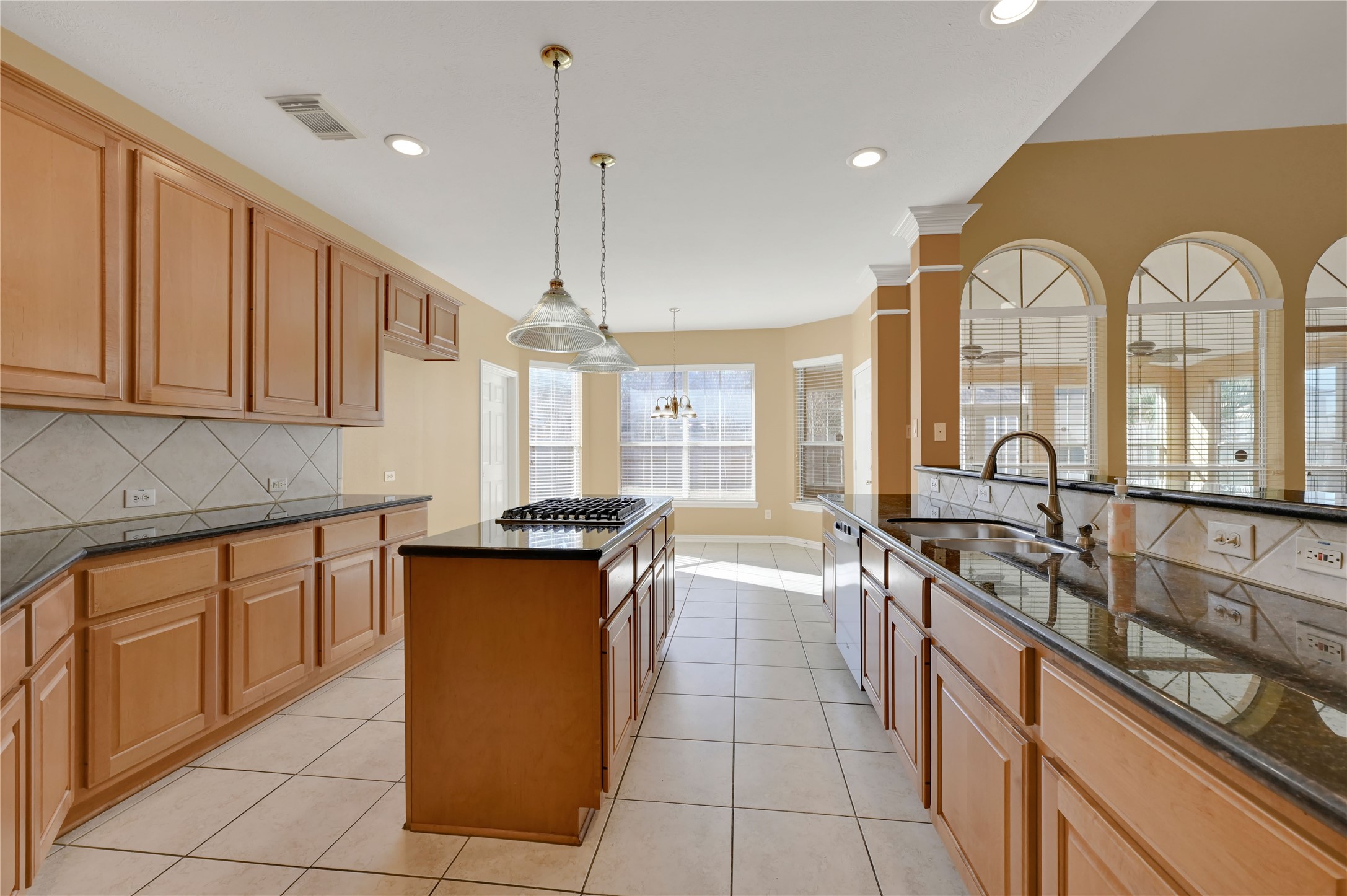 6334 Goodlowe Park Property Photo 14