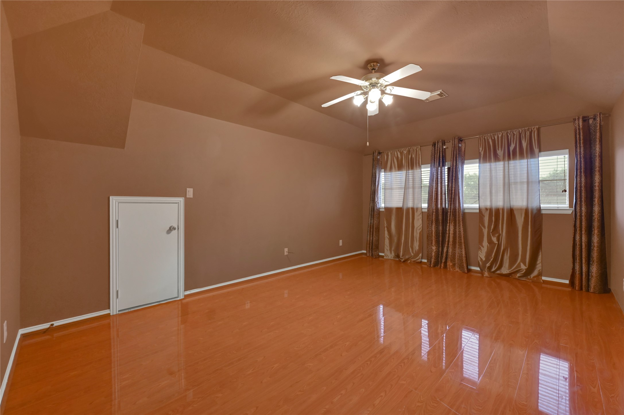 6334 Goodlowe Park Property Photo 30