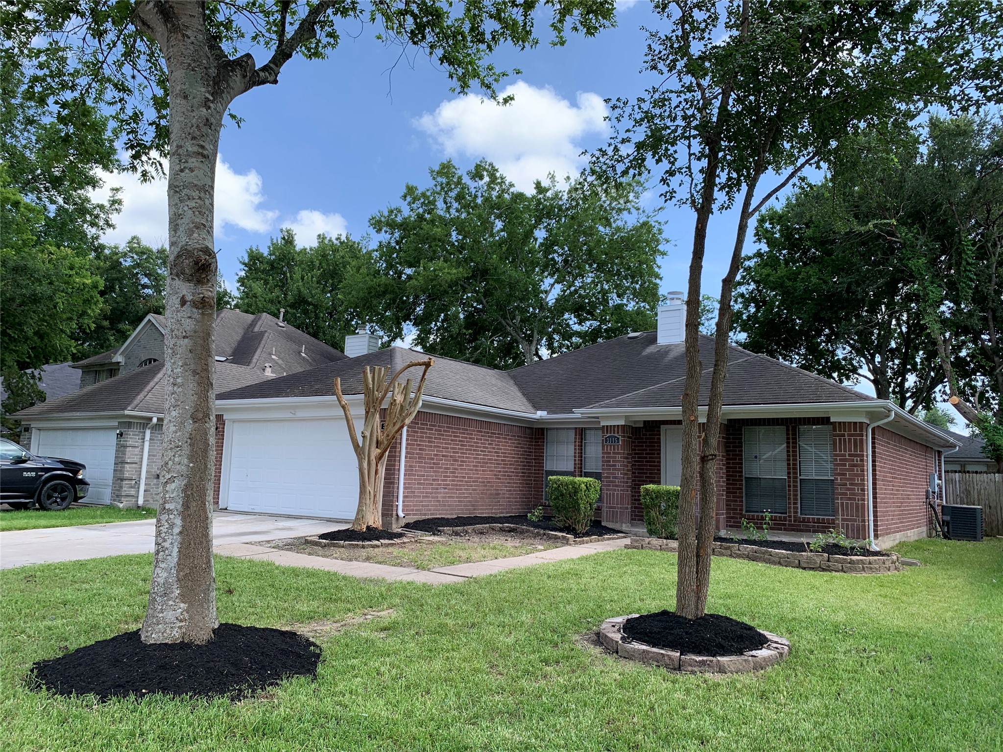3115 Shady Ridge Trail Property Photo 2