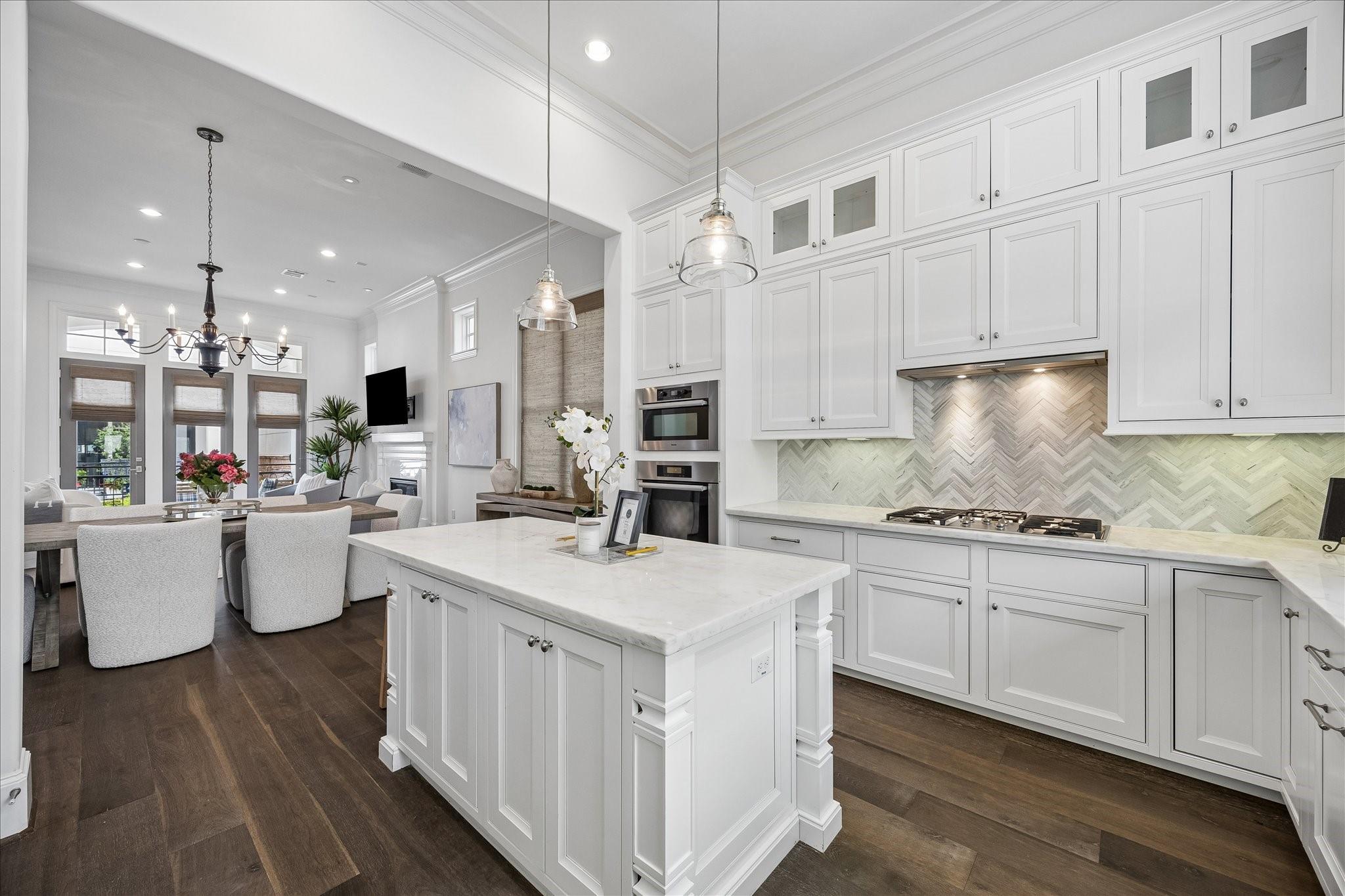 1208 Mosaico Lane, Houston Tx 77055 Property Photo 16