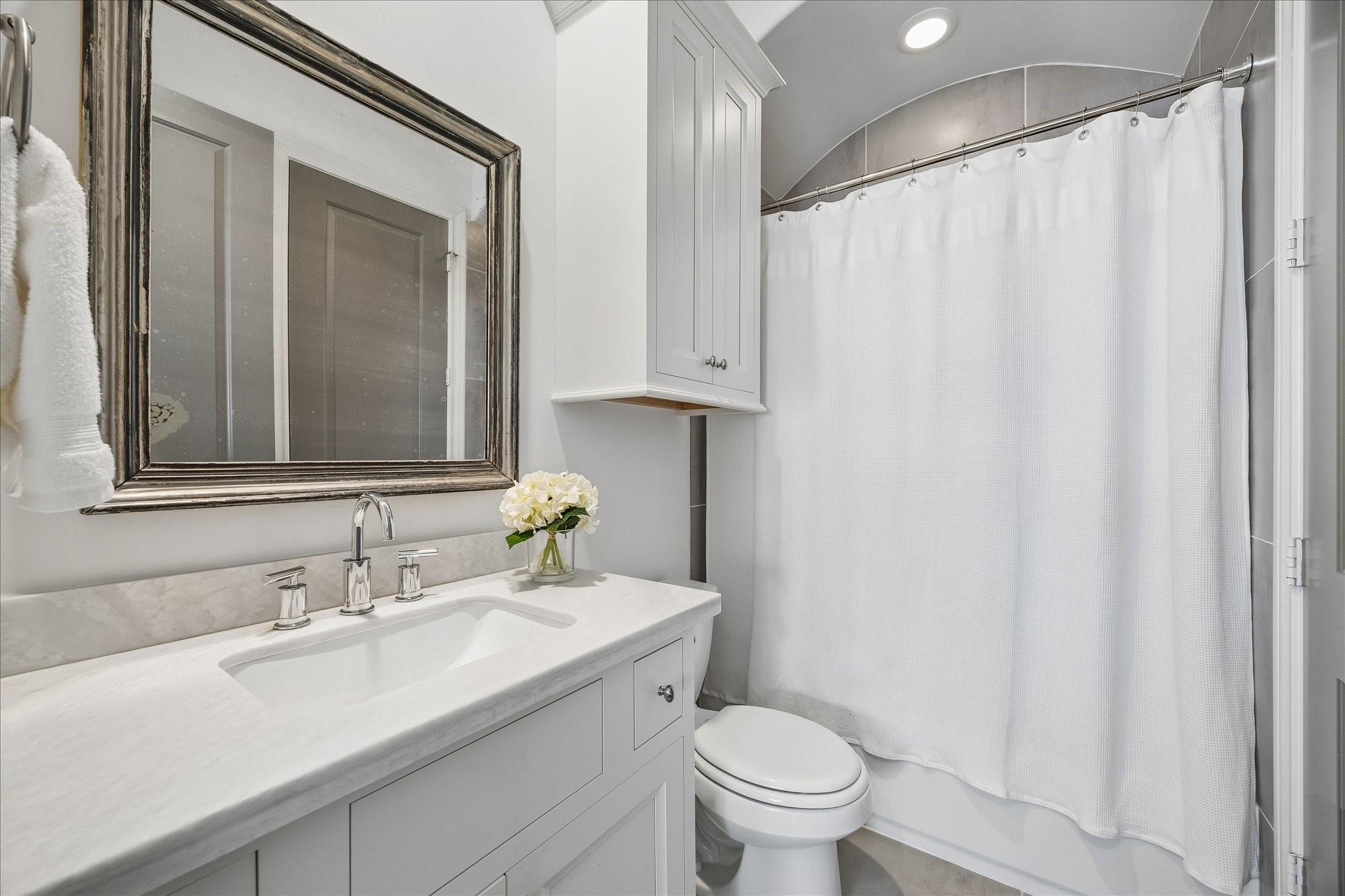 1208 Mosaico Lane, Houston Tx 77055 Property Photo 20