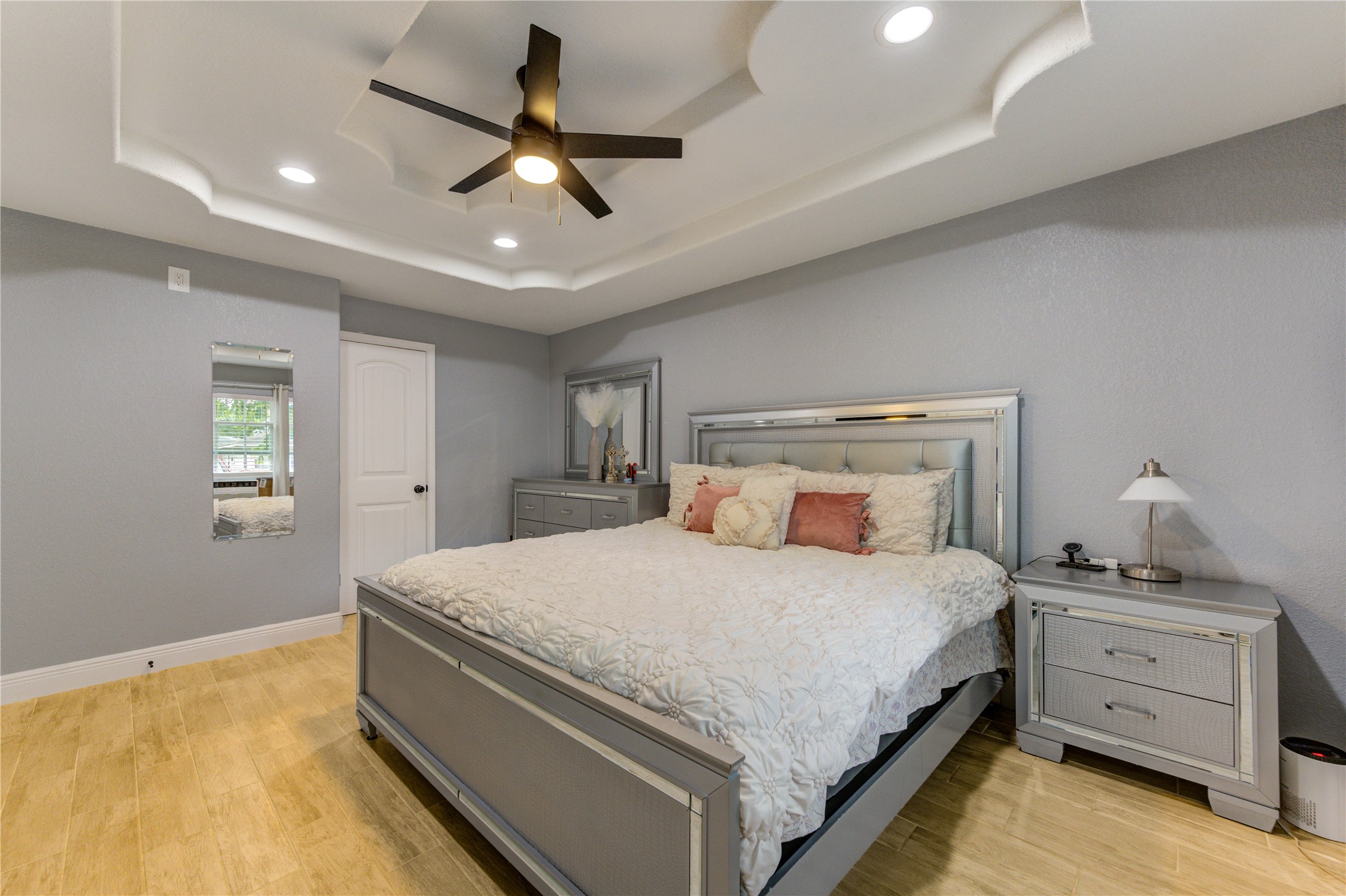 806 Laverne Avenue Property Photo 14
