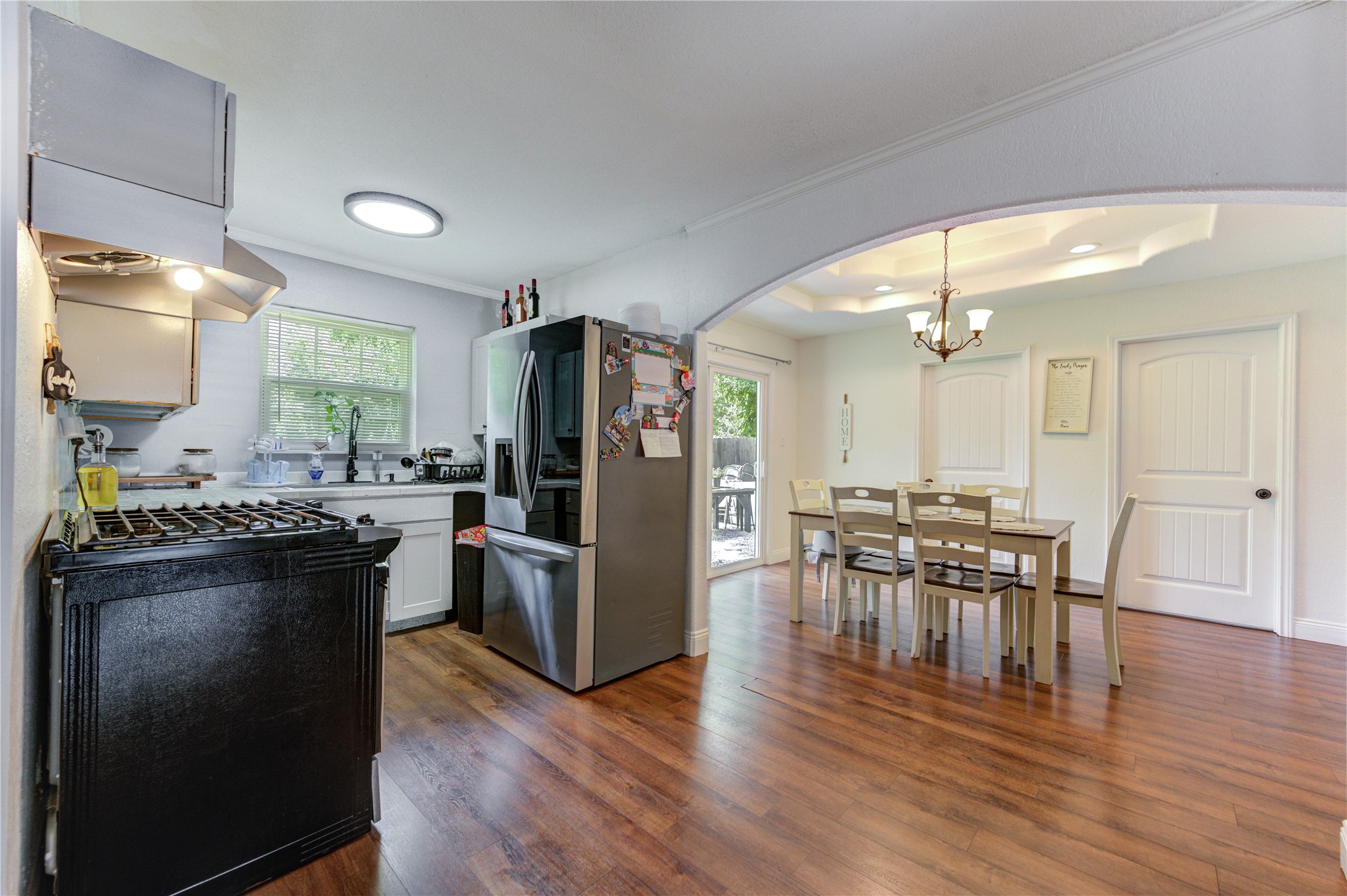 806 Laverne Avenue Property Photo 42