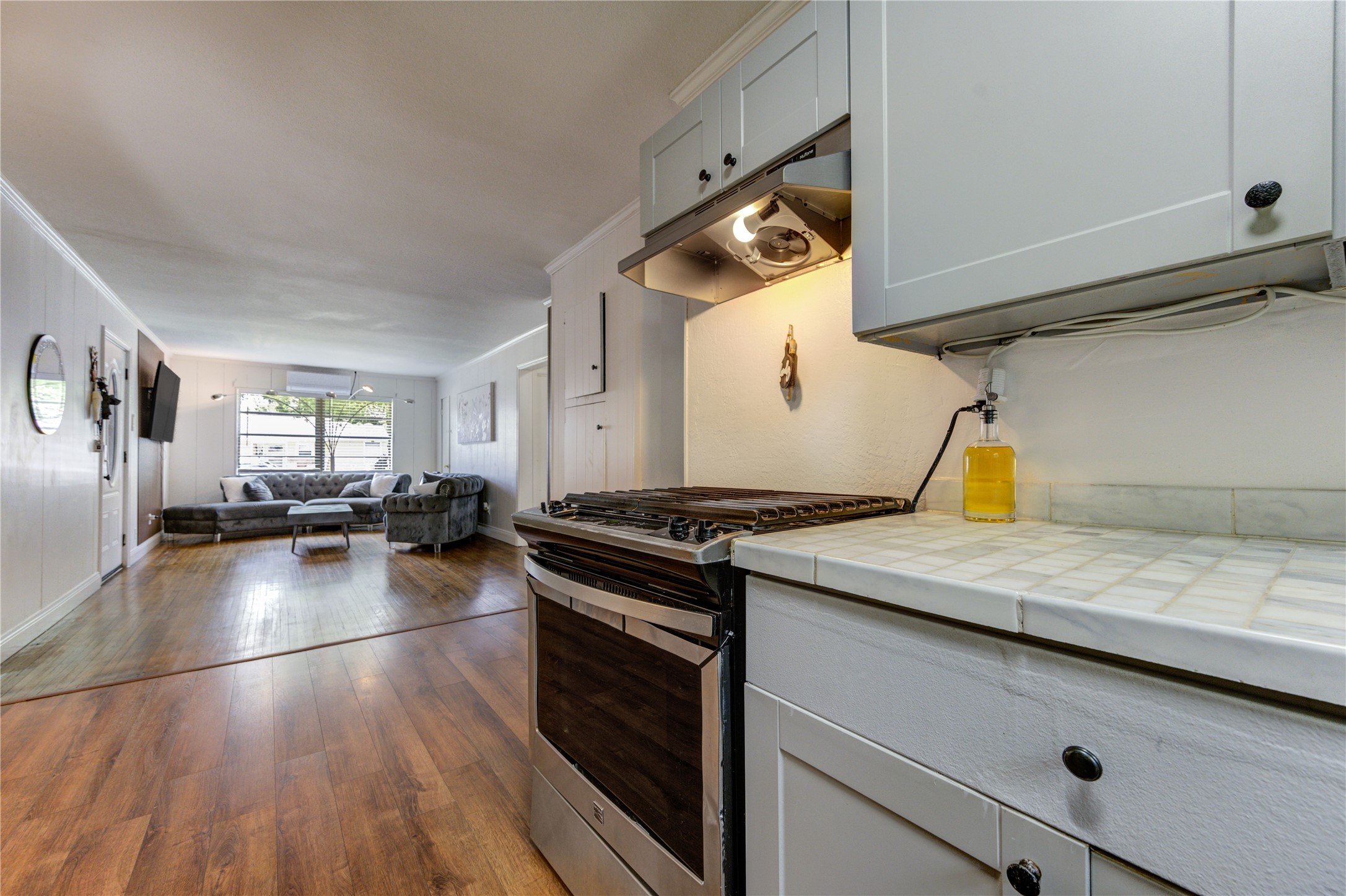 806 Laverne Avenue Property Photo 47