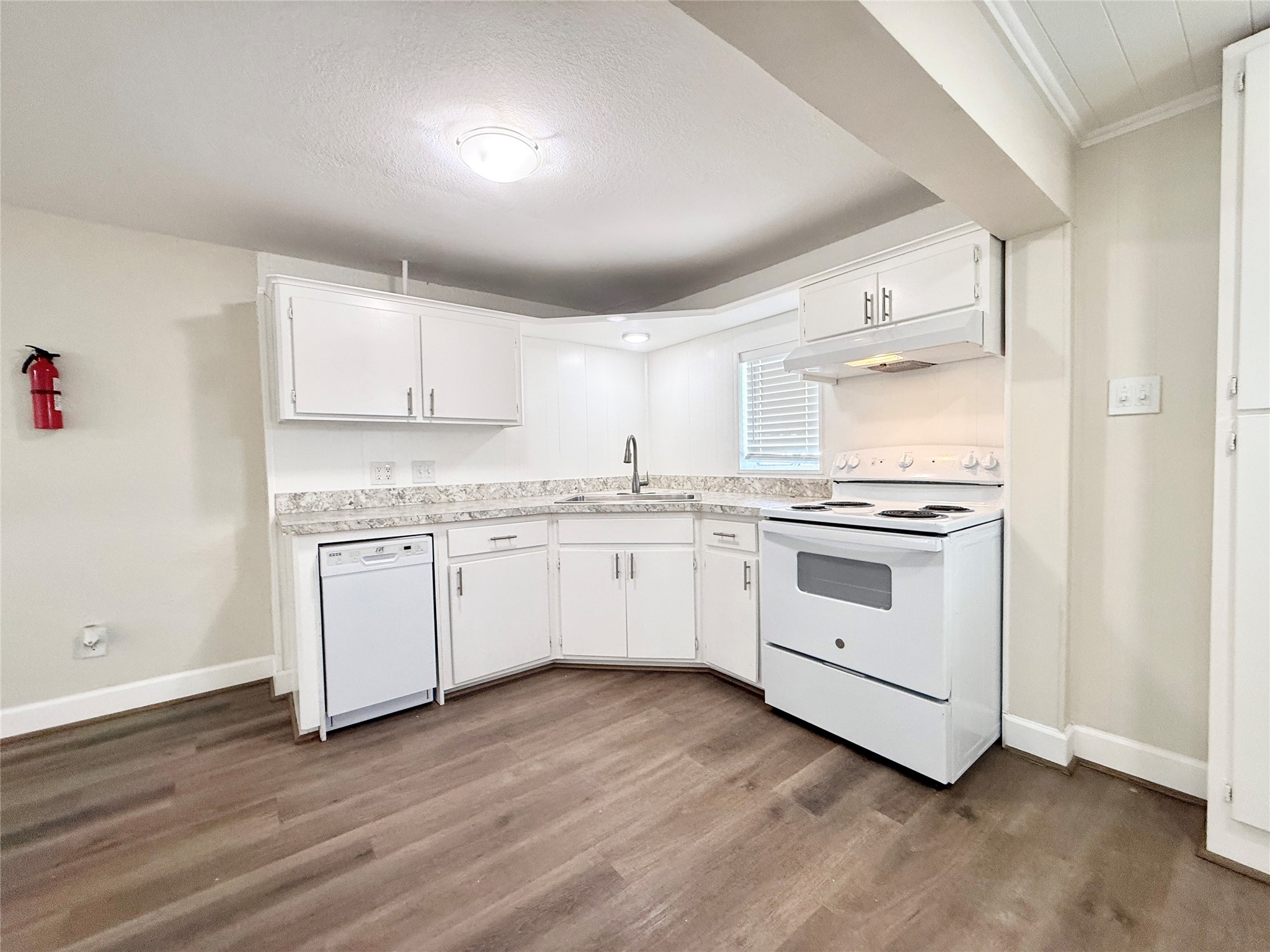 414 Murex Street Property Photo 5